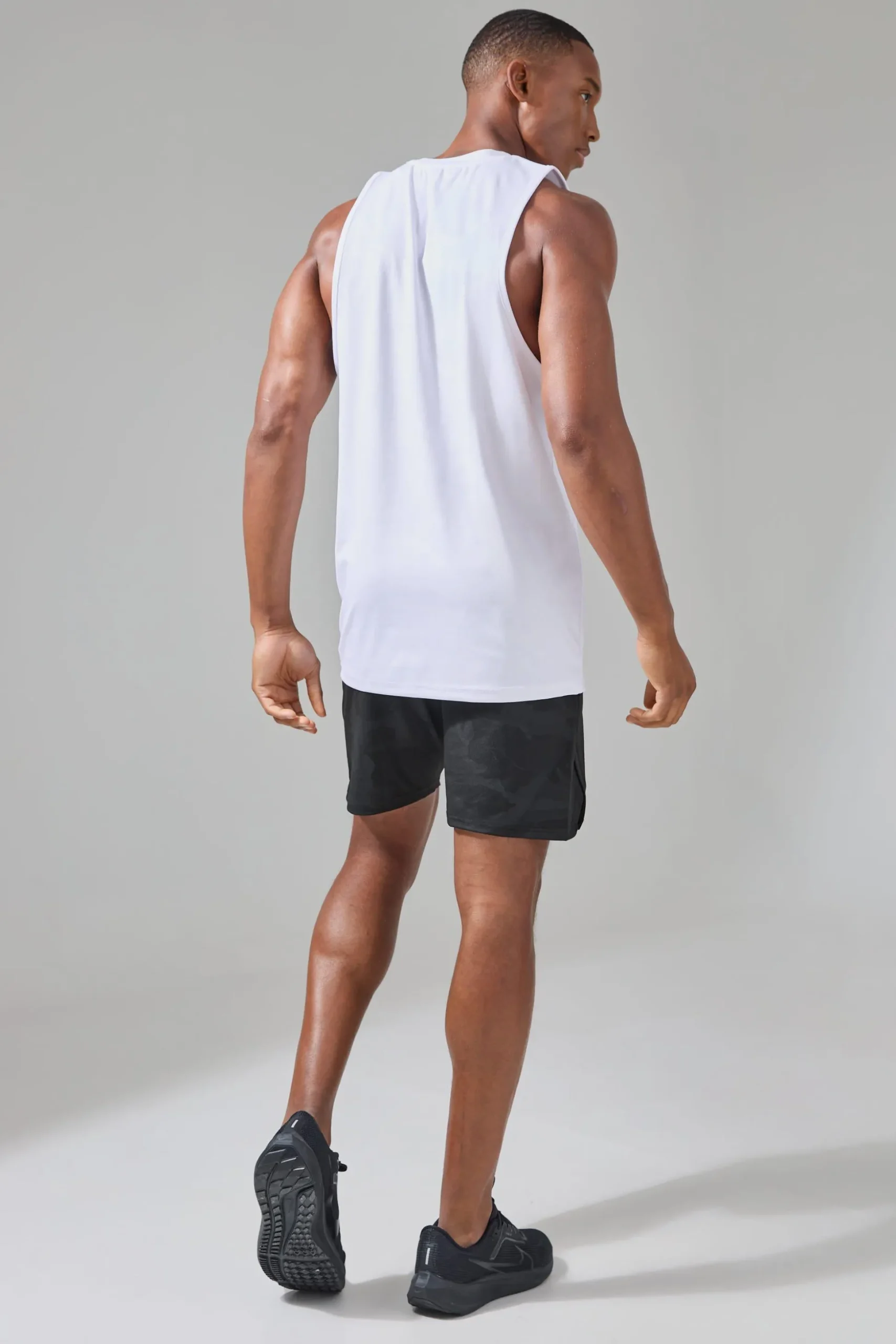 Man Active Camo Performance Reg Fit Tank | BoohooMAN UK