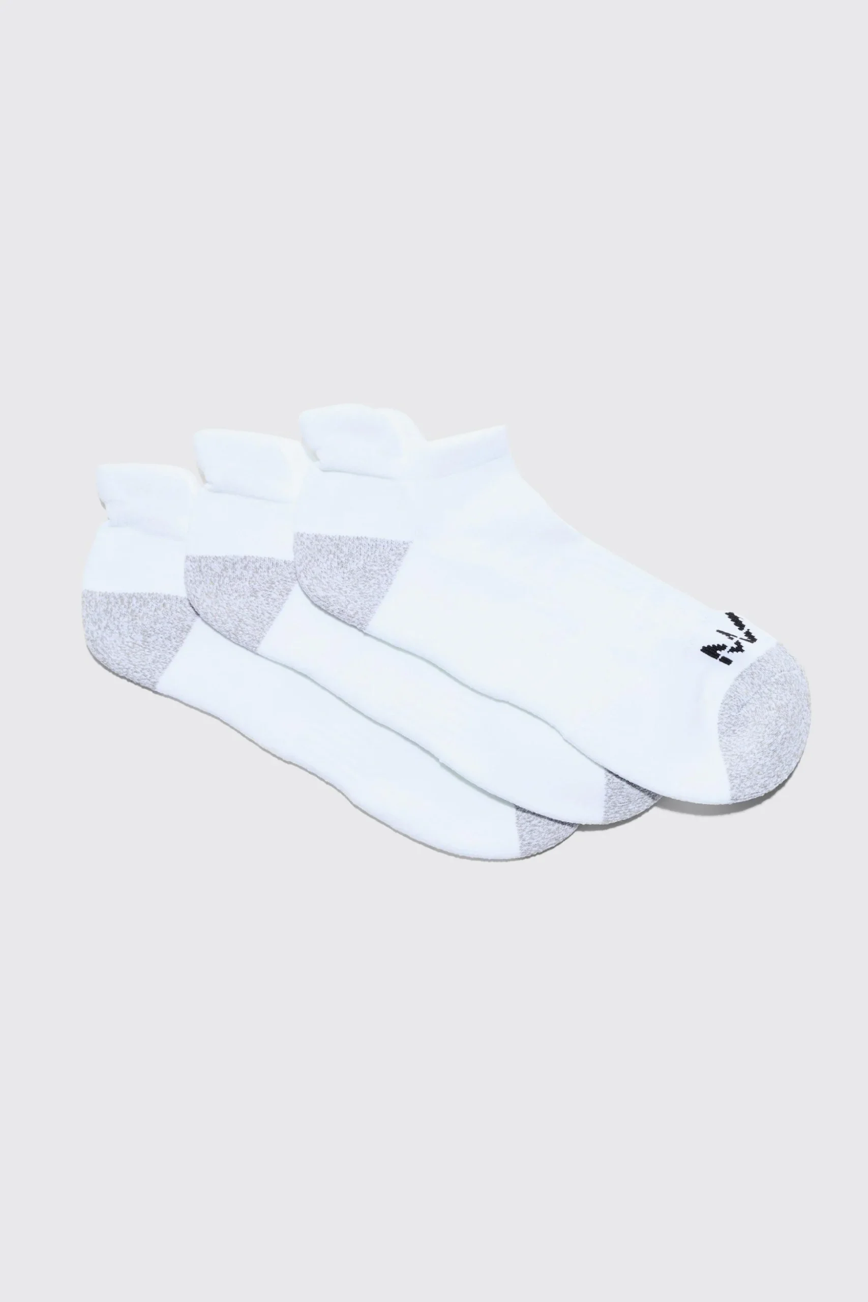 Man Active Cushioned Training Trainer 3 Pack Socks | BoohooMAN UK