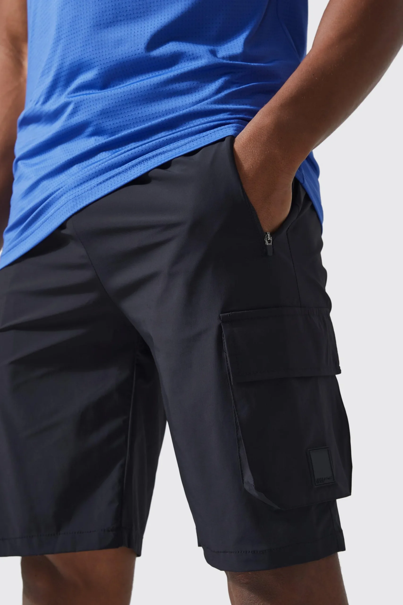 Man Active Gym 5inch Regular Fit Cargo Pocket Training Shorts | BoohooMAN UK