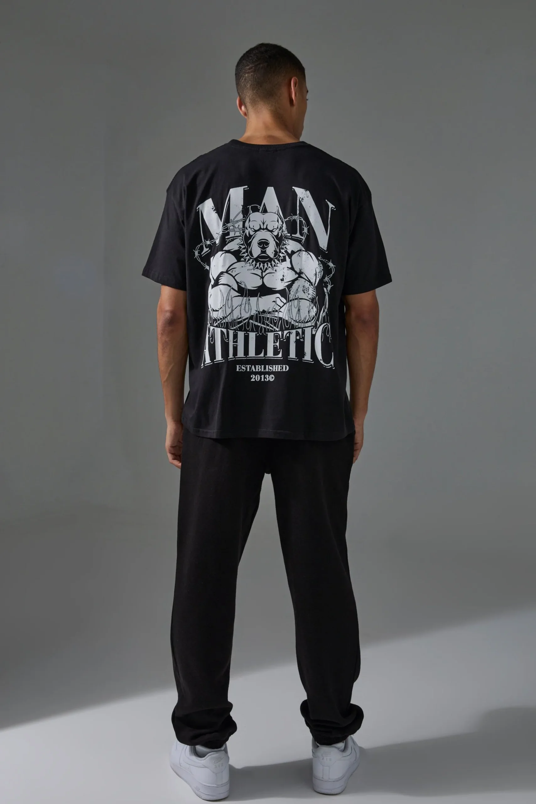 Man Active Lift Club Oversized Jogger | BoohooMAN UK