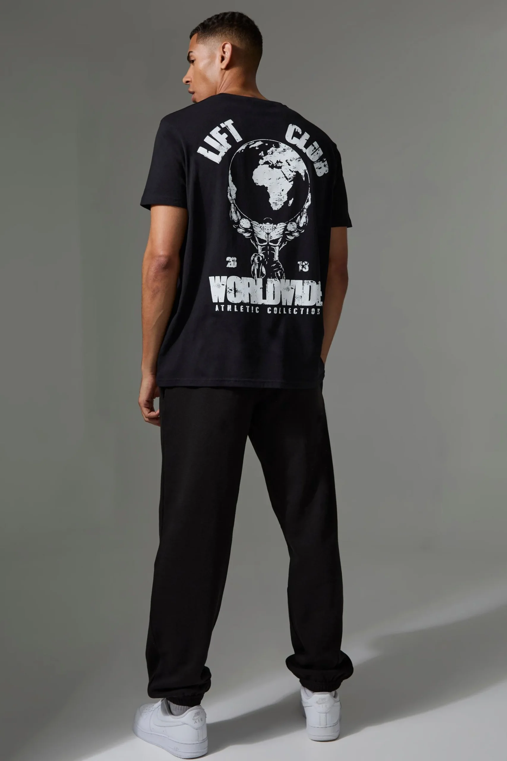 Man Active Lift Club Worldwide Oversized T-shirt | BoohooMAN UK