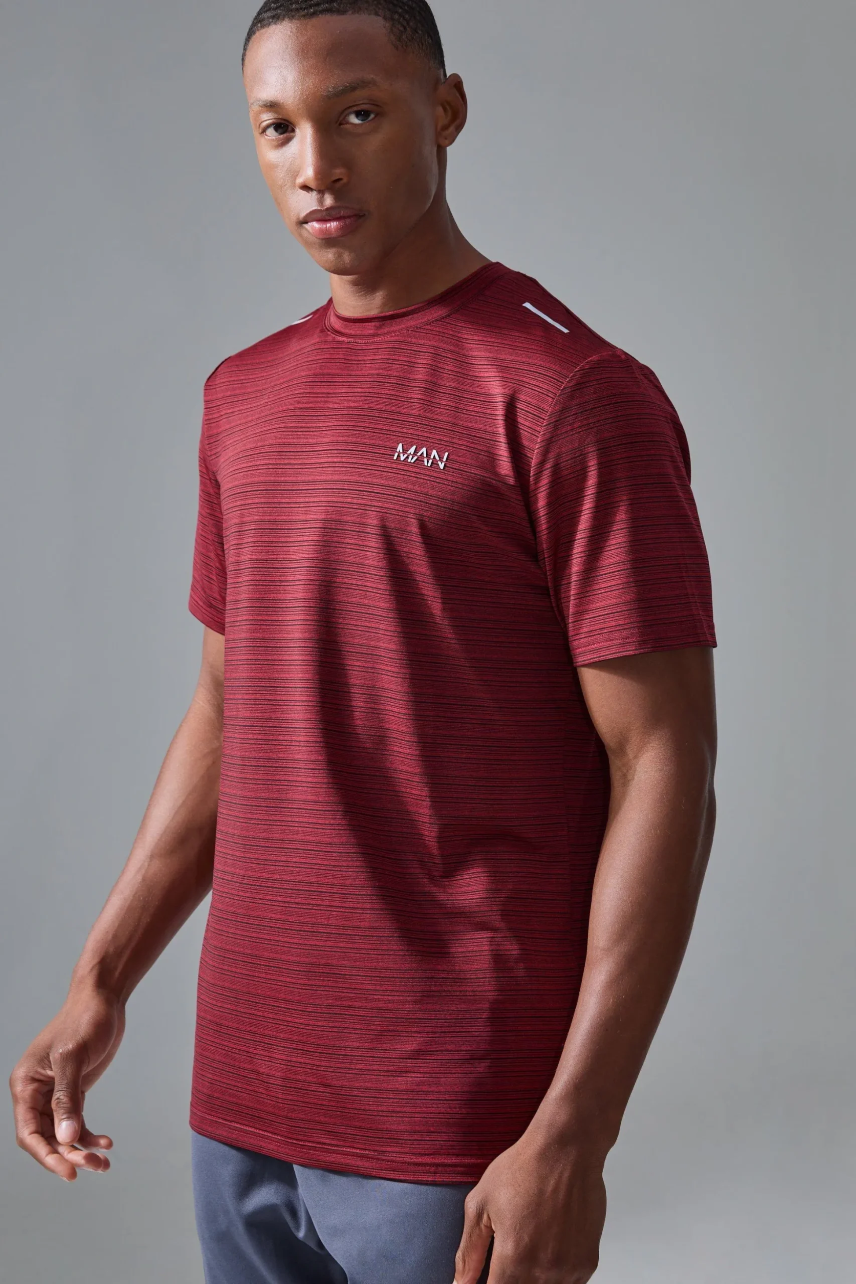 Man Active Lightweight Performance T-shirt | BoohooMAN UK