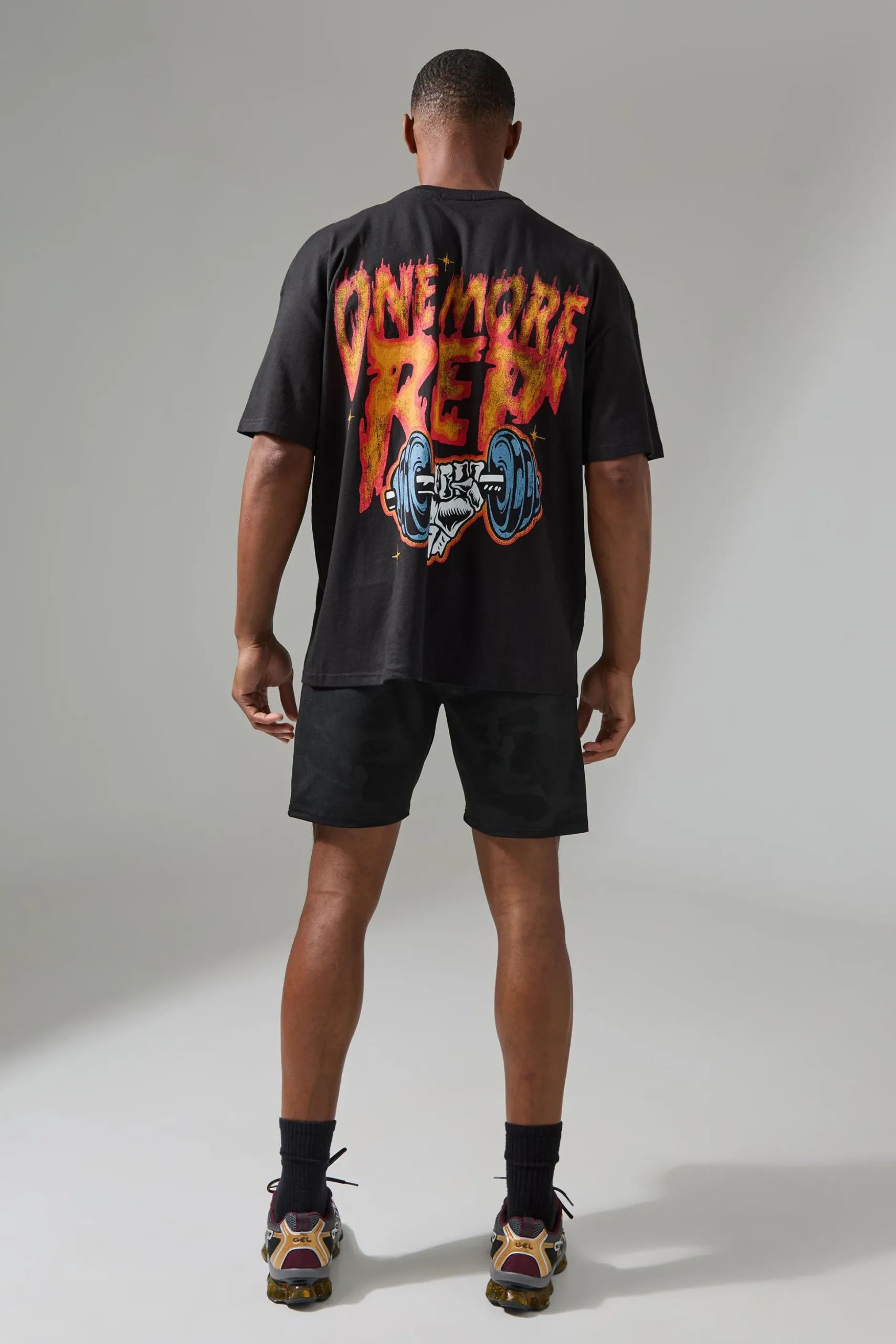 Man Active One More Rep Graphic Oversized T-shirt | BoohooMAN UK