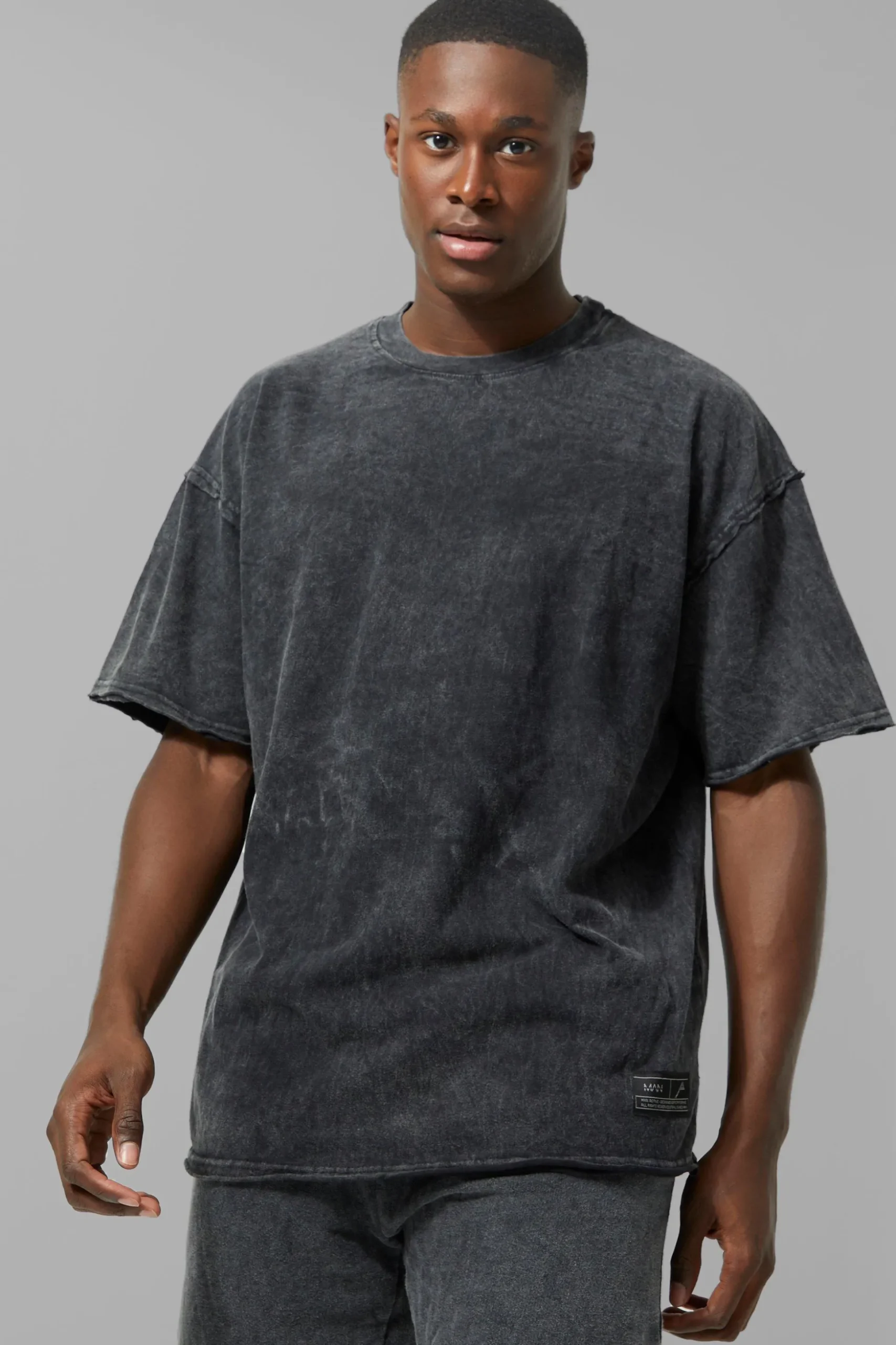 Man Active Oversized Acid Wash Raw T-shirt | BoohooMAN UK