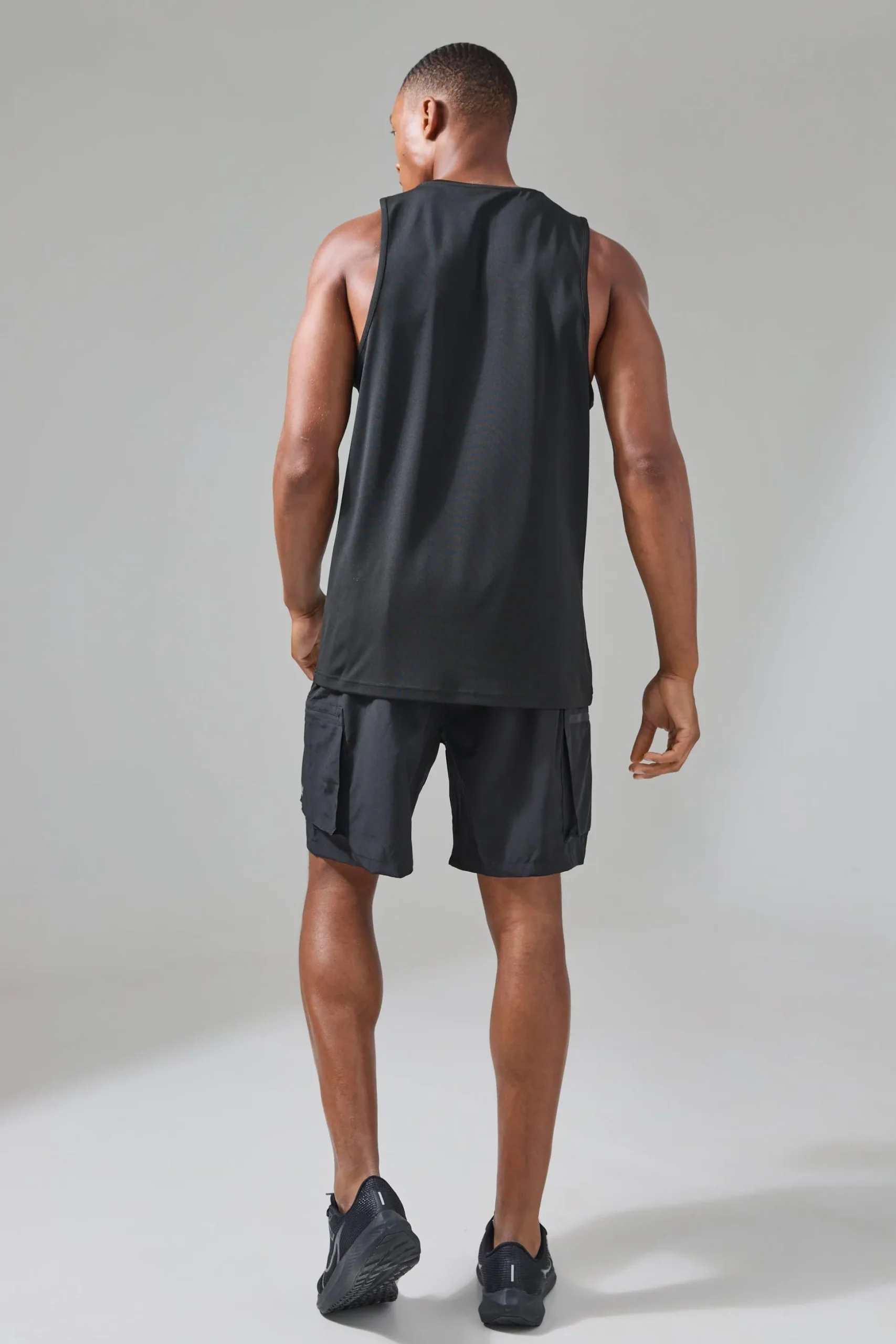 Man Active Performance Regular Fit Tank | BoohooMAN UK