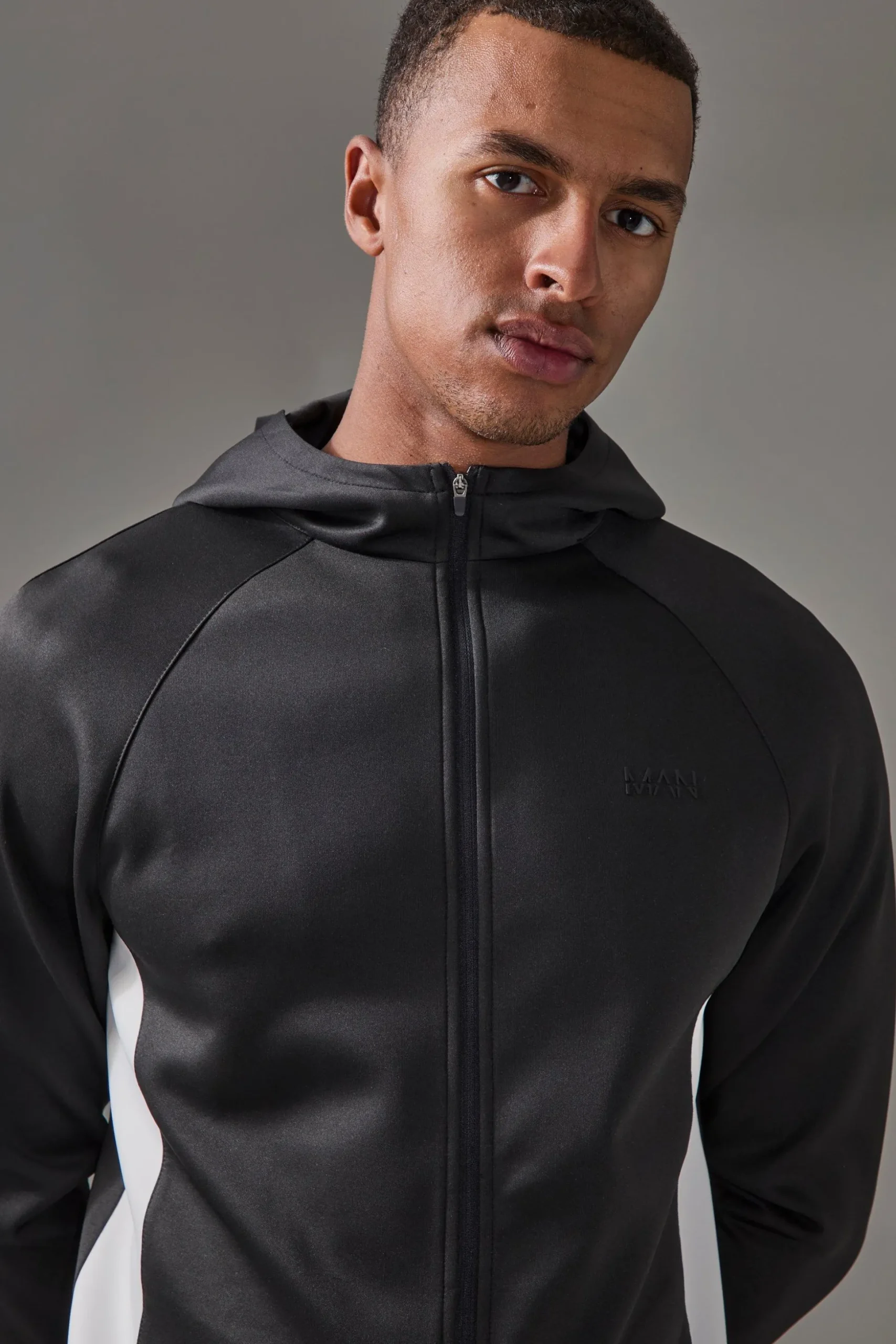 Man Active Pro Regular Fit Zip Thru Hooded Track Top | BoohooMAN UK