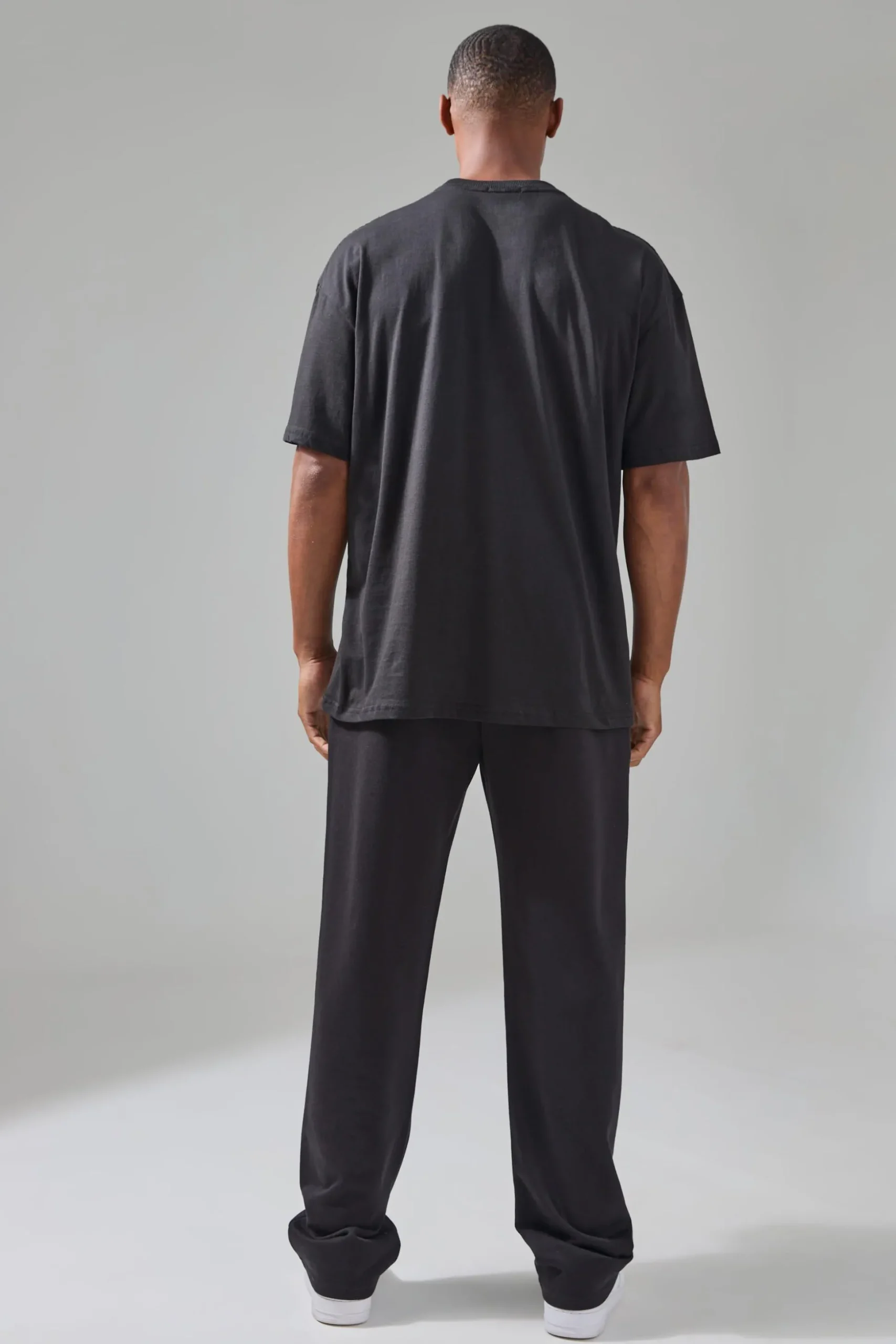 Man Active Relaxed Man Dash Jogger | BoohooMAN UK