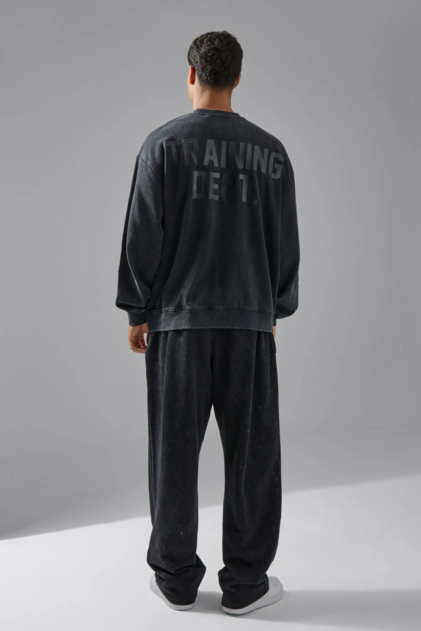 Man Active Training Dept Washed Boxy Sweatshirt | BoohooMAN UK