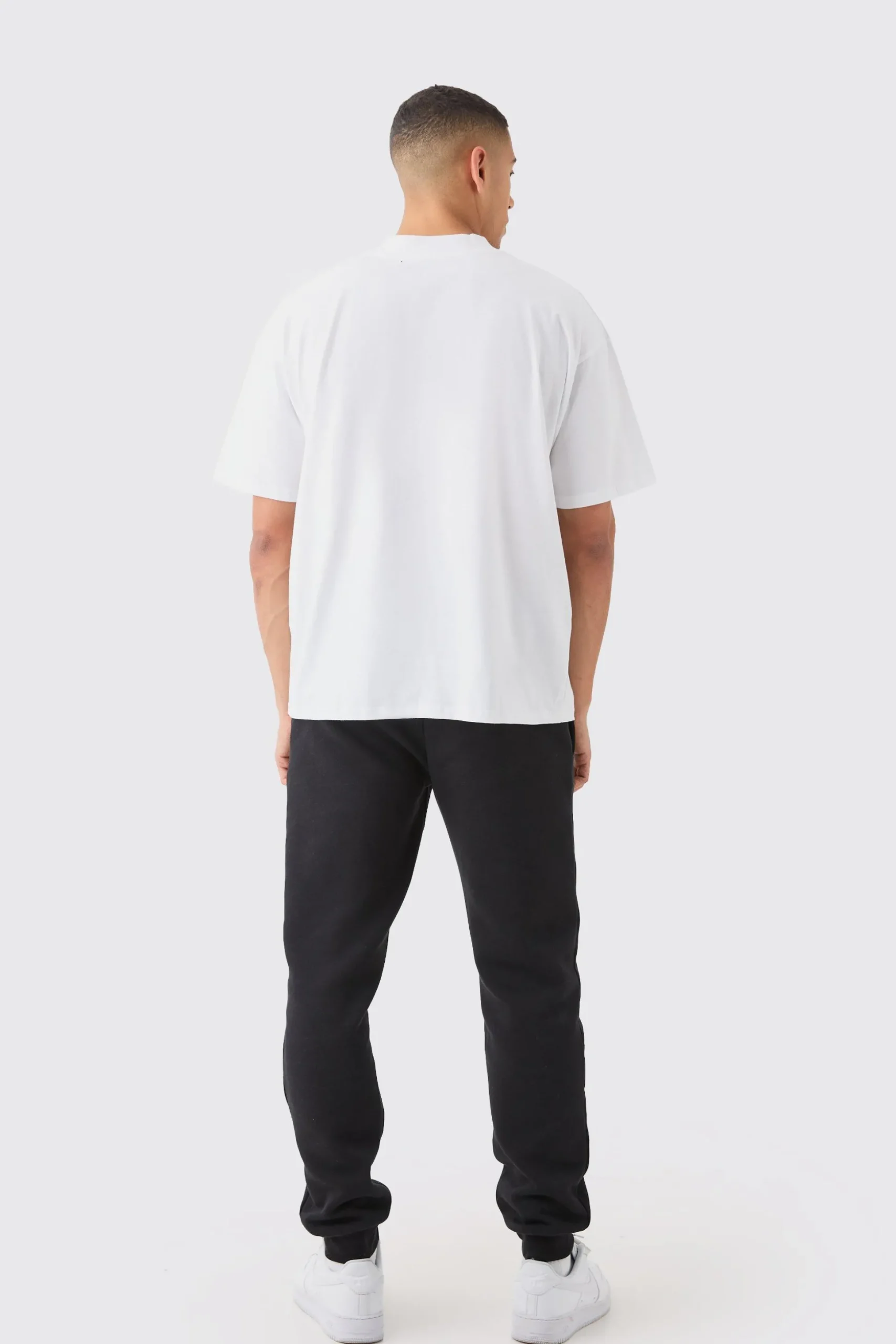 Man Dash Oversized Basic Extended Neck T-shirt | BoohooMAN UK