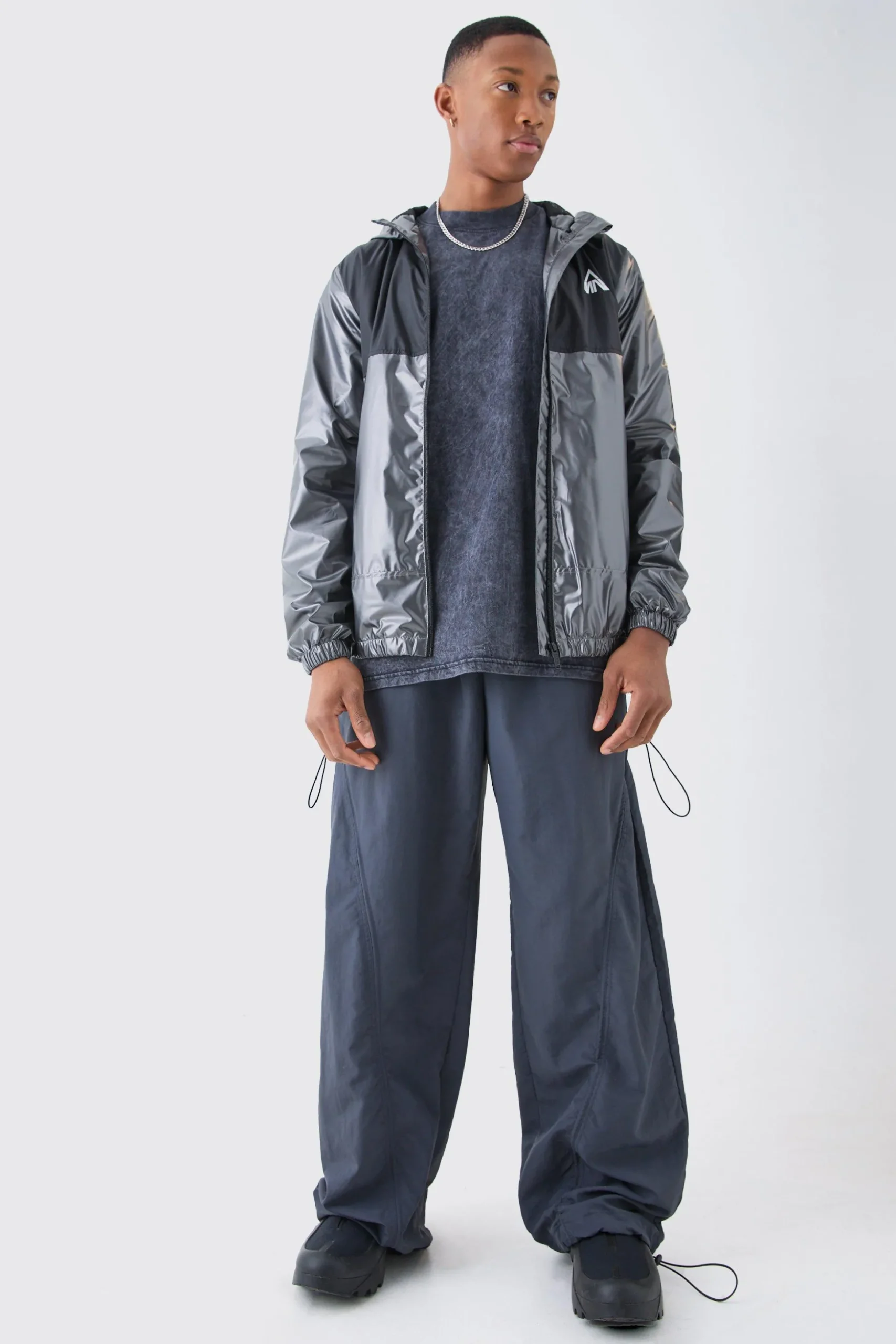 Man Metallic Colour Block Hooded Windbreaker | BoohooMAN UK