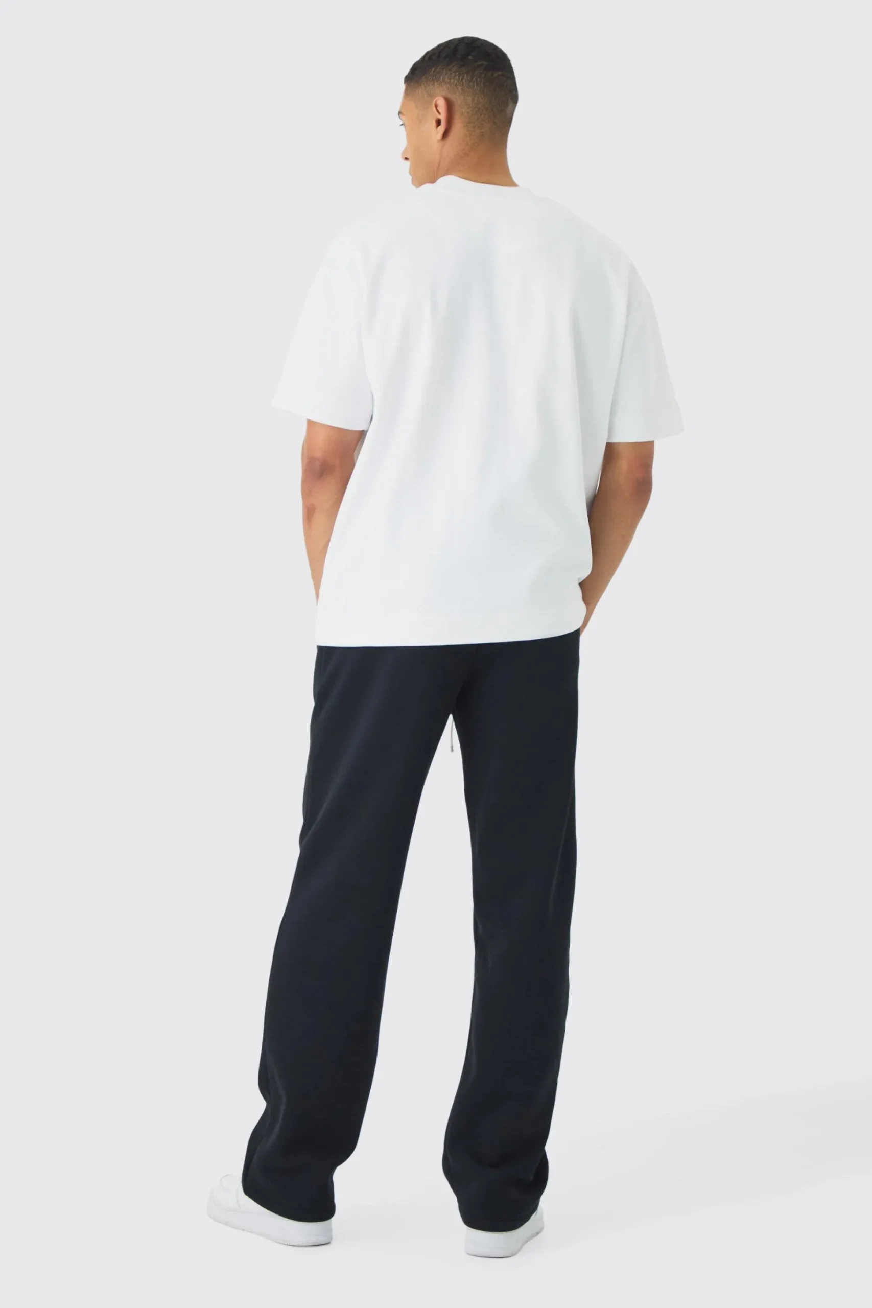 Man Oversized Extended Neck Heavy Interlock T-shirt | BoohooMAN UK