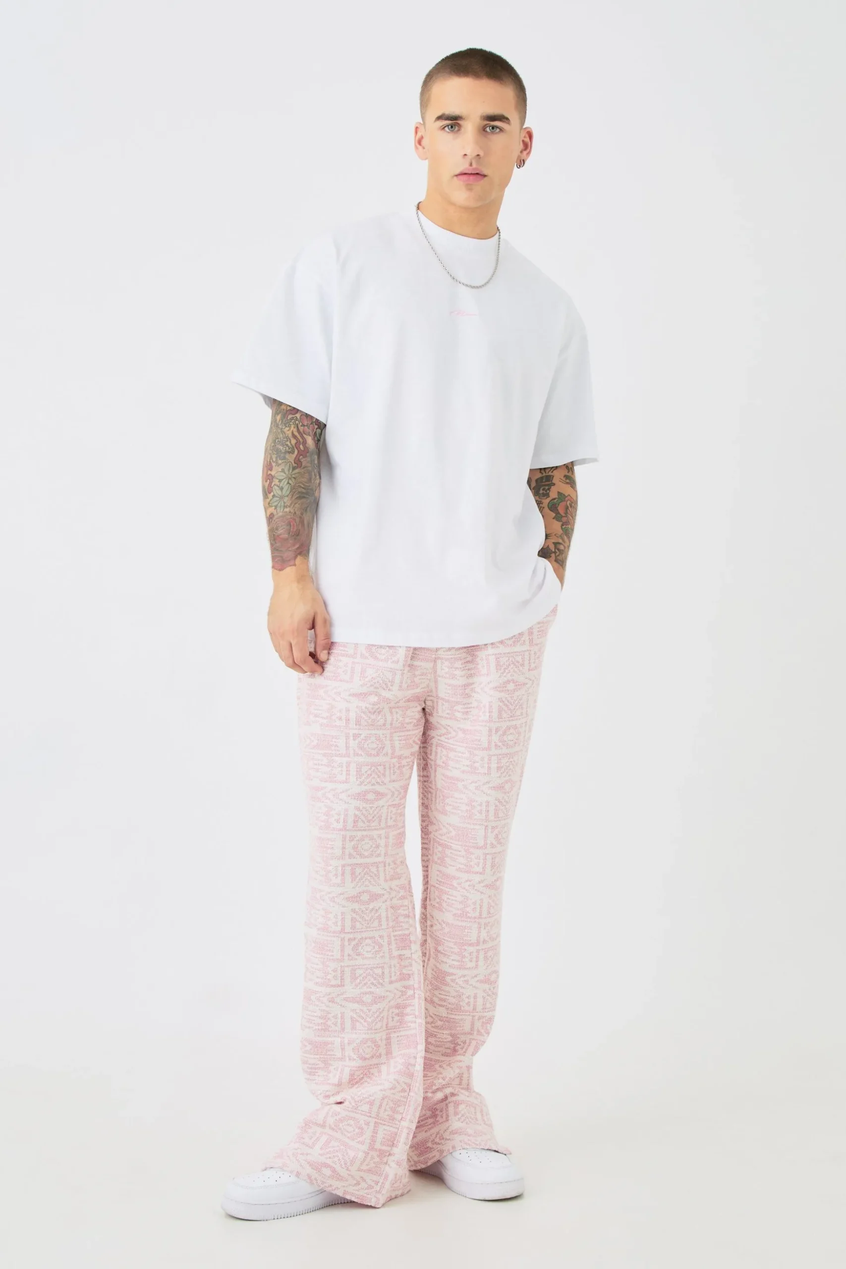 Man Oversized Extended Neck T-shirt & Jacquard Jogger Set | BoohooMAN UK