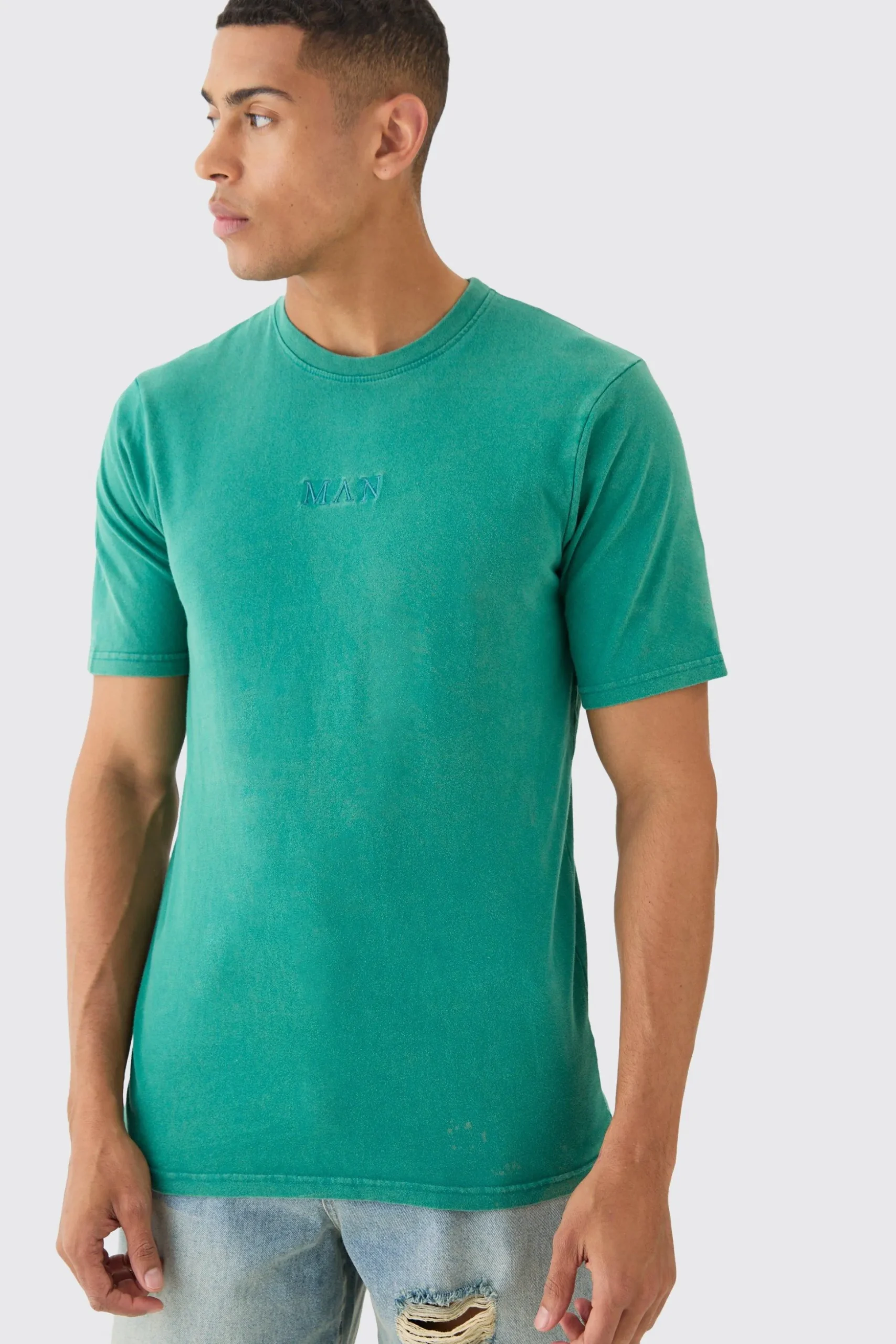 Man Roman Washed Crew Neck T-shirt | BoohooMAN UK