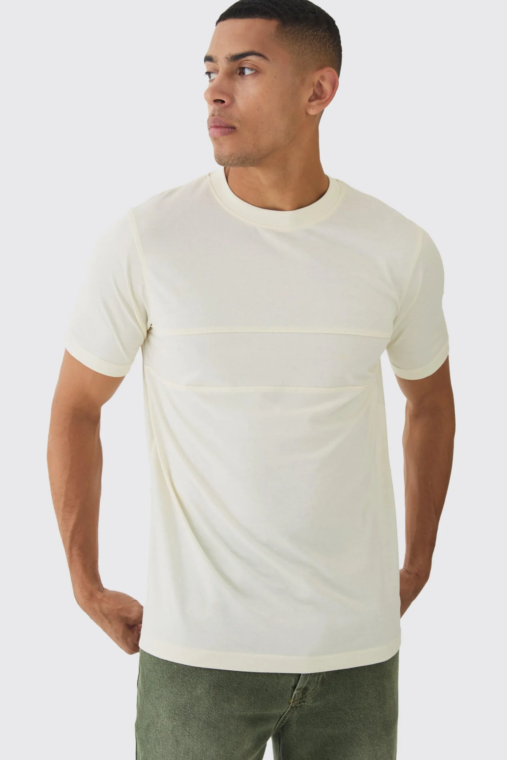 Man Script Slim Colour Block T-shirt | BoohooMAN UK