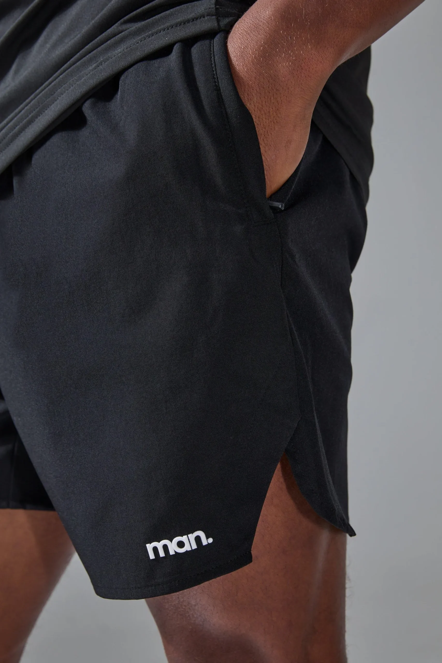 Man Sport Side Split 5inch Short | BoohooMAN UK