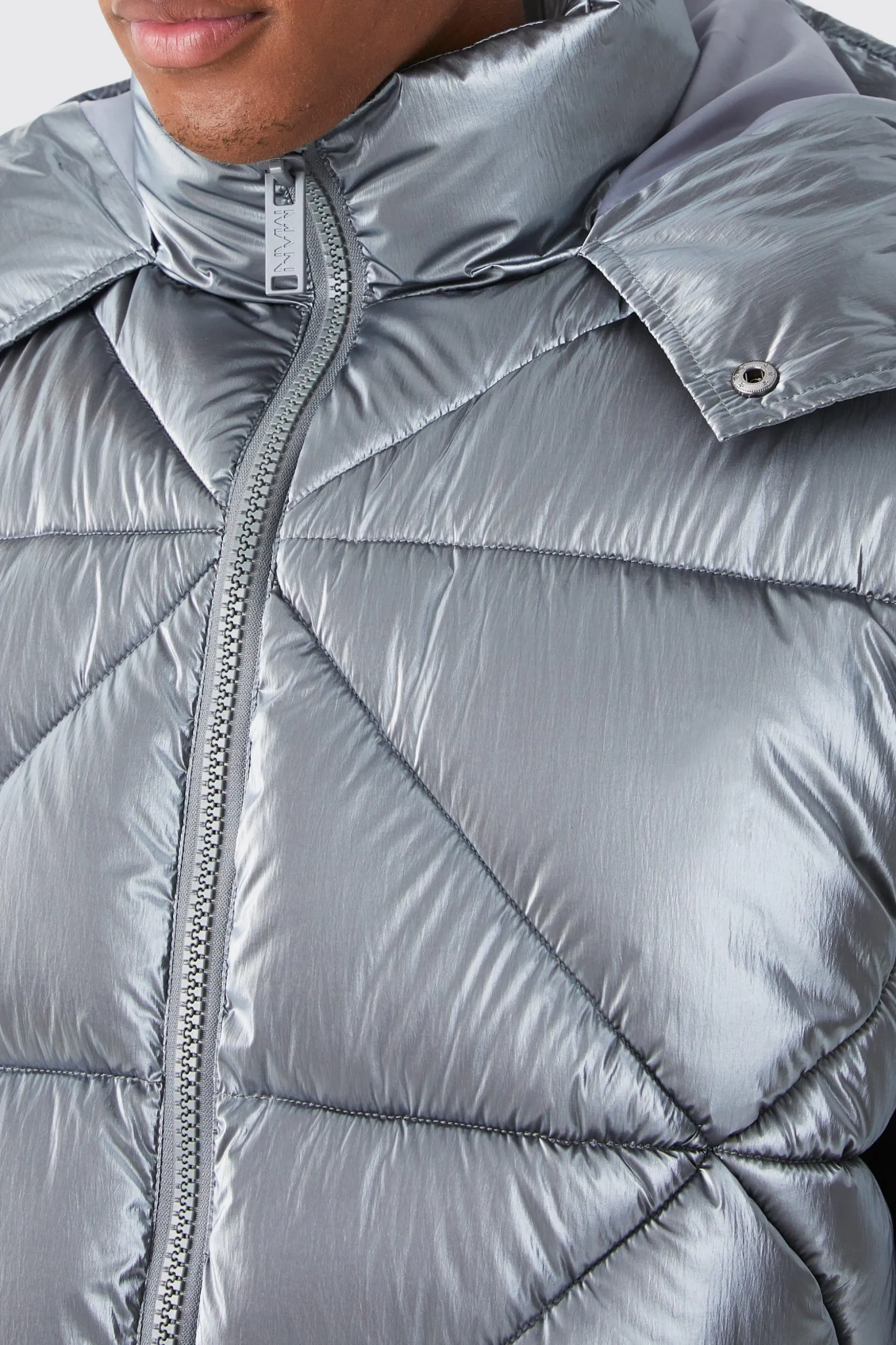 Metallic Quilted Gilet With Hood | BoohooMAN UK