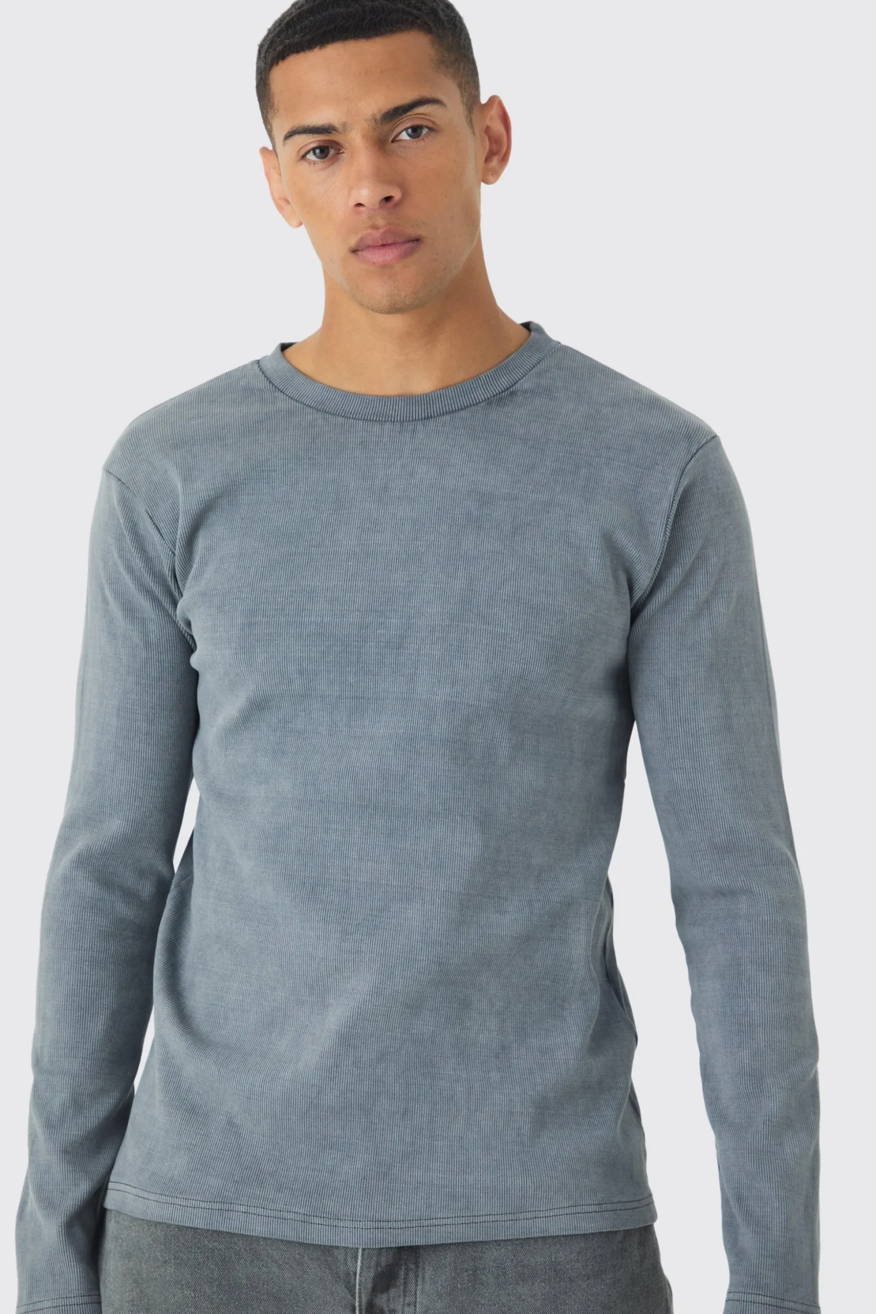Muscle Fit Long Sleeve Heavyweight Ribbed Washed Jumper | BoohooMAN UK
