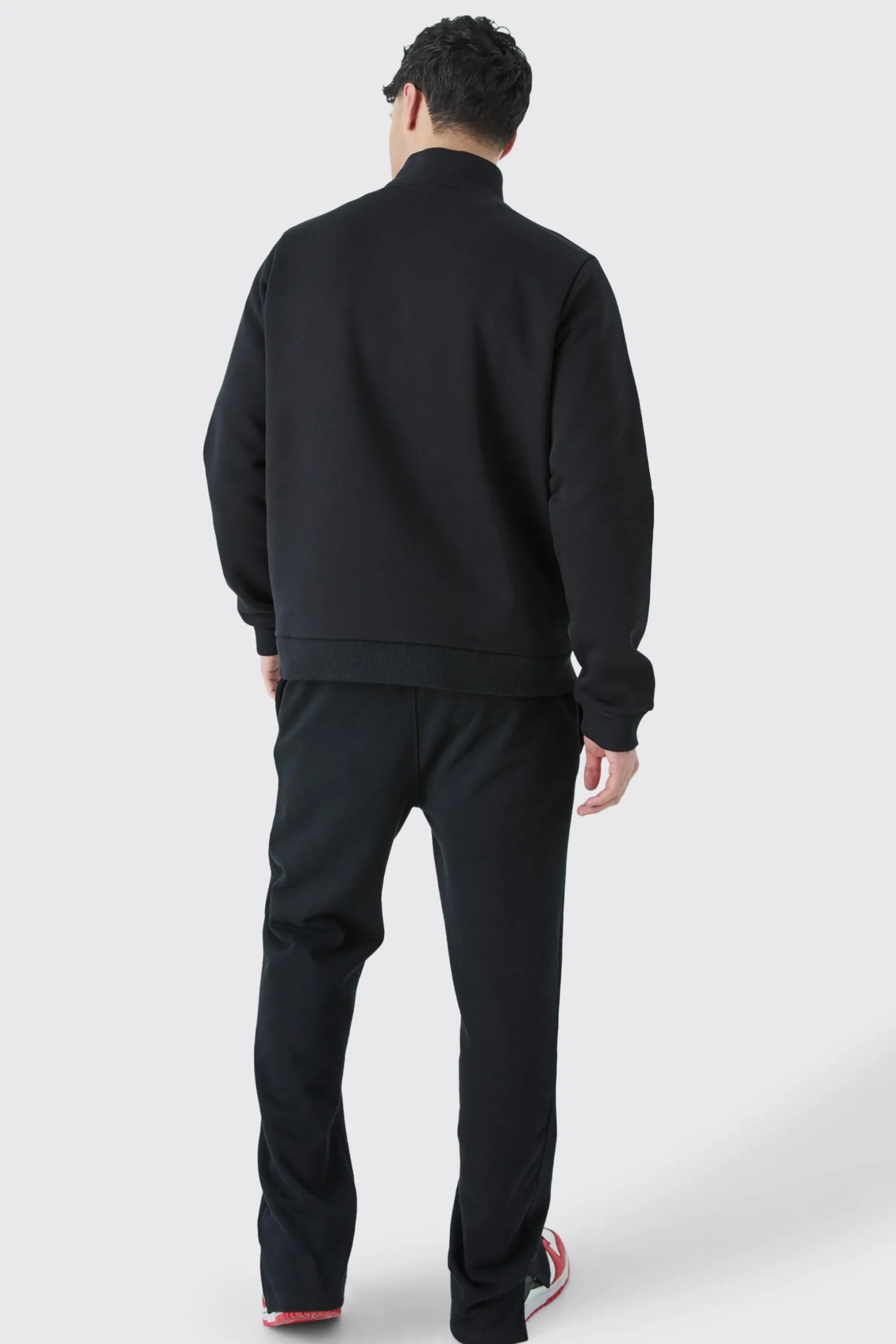 Ofcl Man Worldwide 1/4 Zip Sweatshirt | BoohooMAN UK