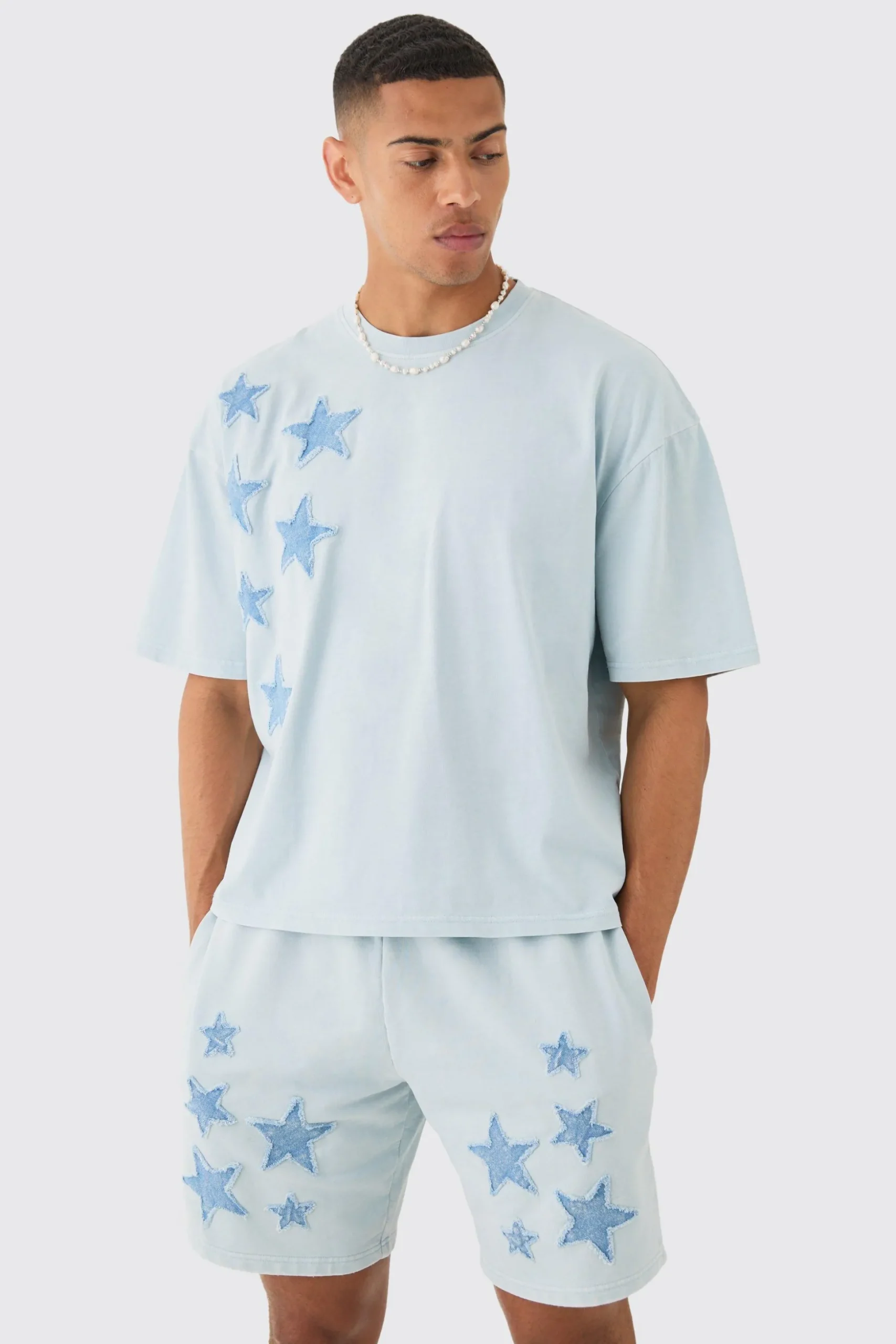 Oversized Acid Wash Denim Stars Applique T-shirt & Shorts Set | BoohooMAN UK