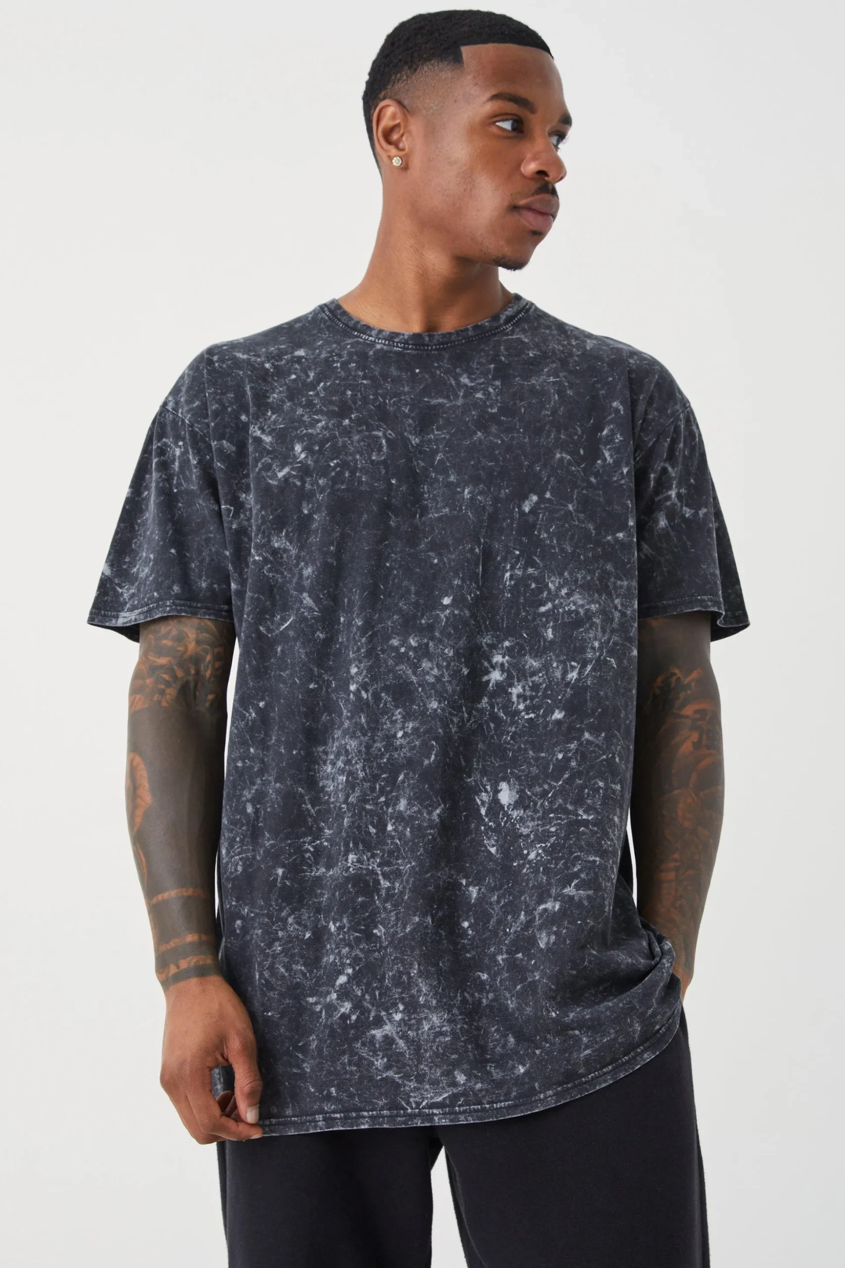 Oversized Acid Wash Rose Stem Print T-shirt | BoohooMAN UK