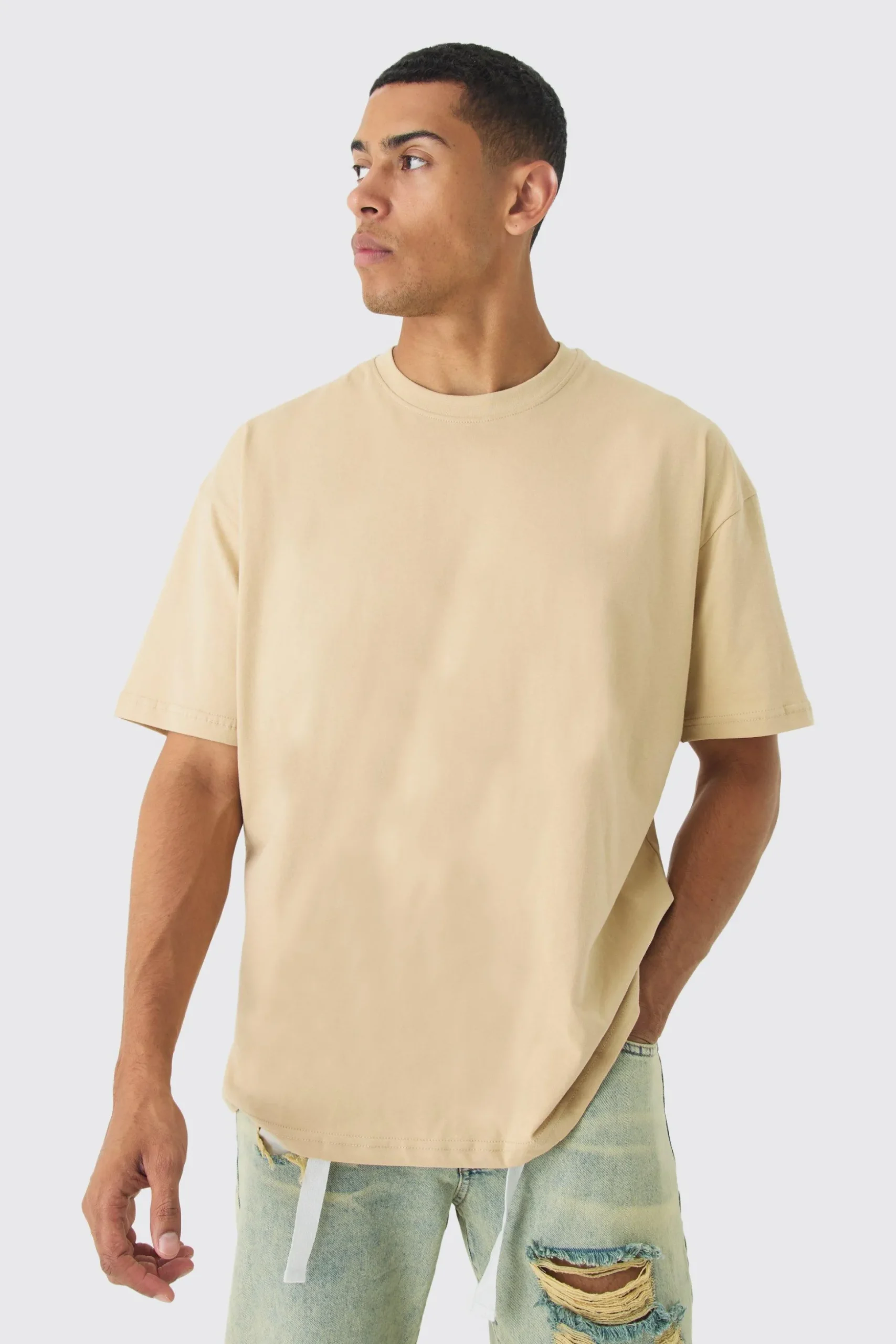 Oversized Basic Crew Neck T-shirt | BoohooMAN UK