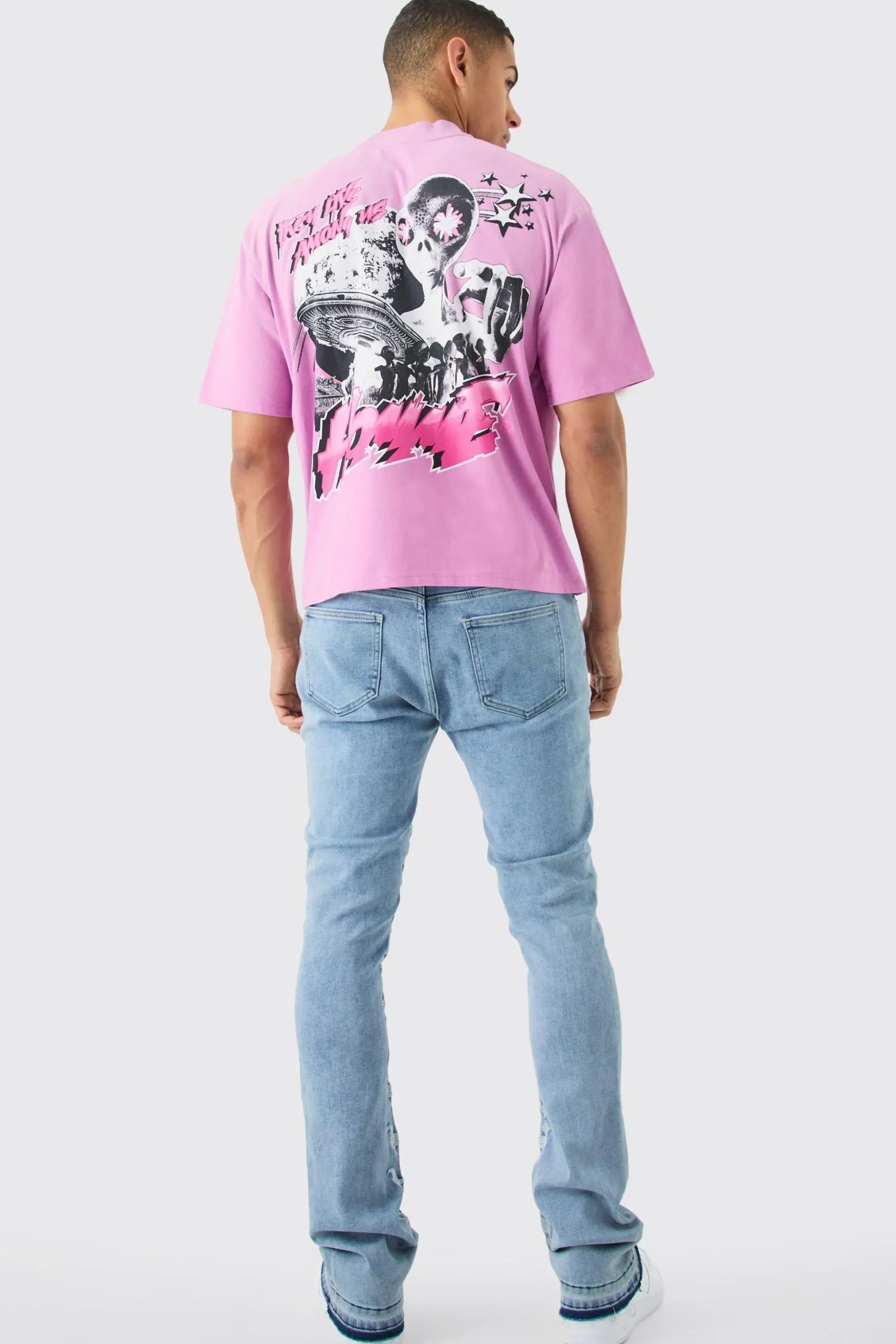 Oversized Boxy Alien Heavyweight Washed T-shirt | BoohooMAN UK