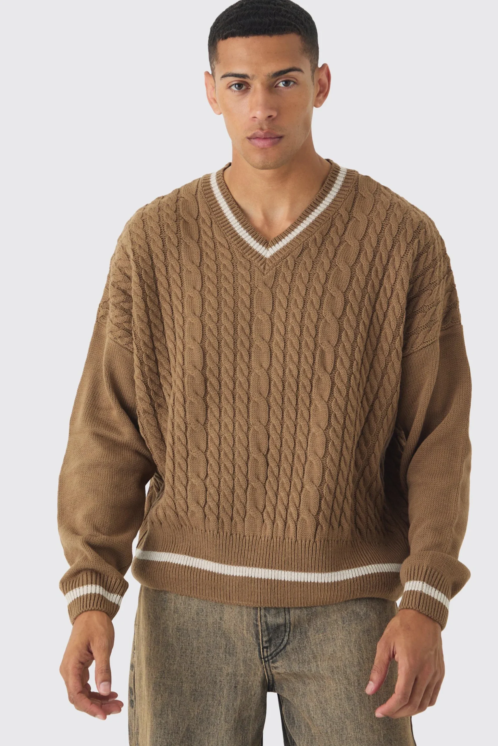 Oversized Boxy Cable Knit V Neck Jumper | BoohooMAN UK
