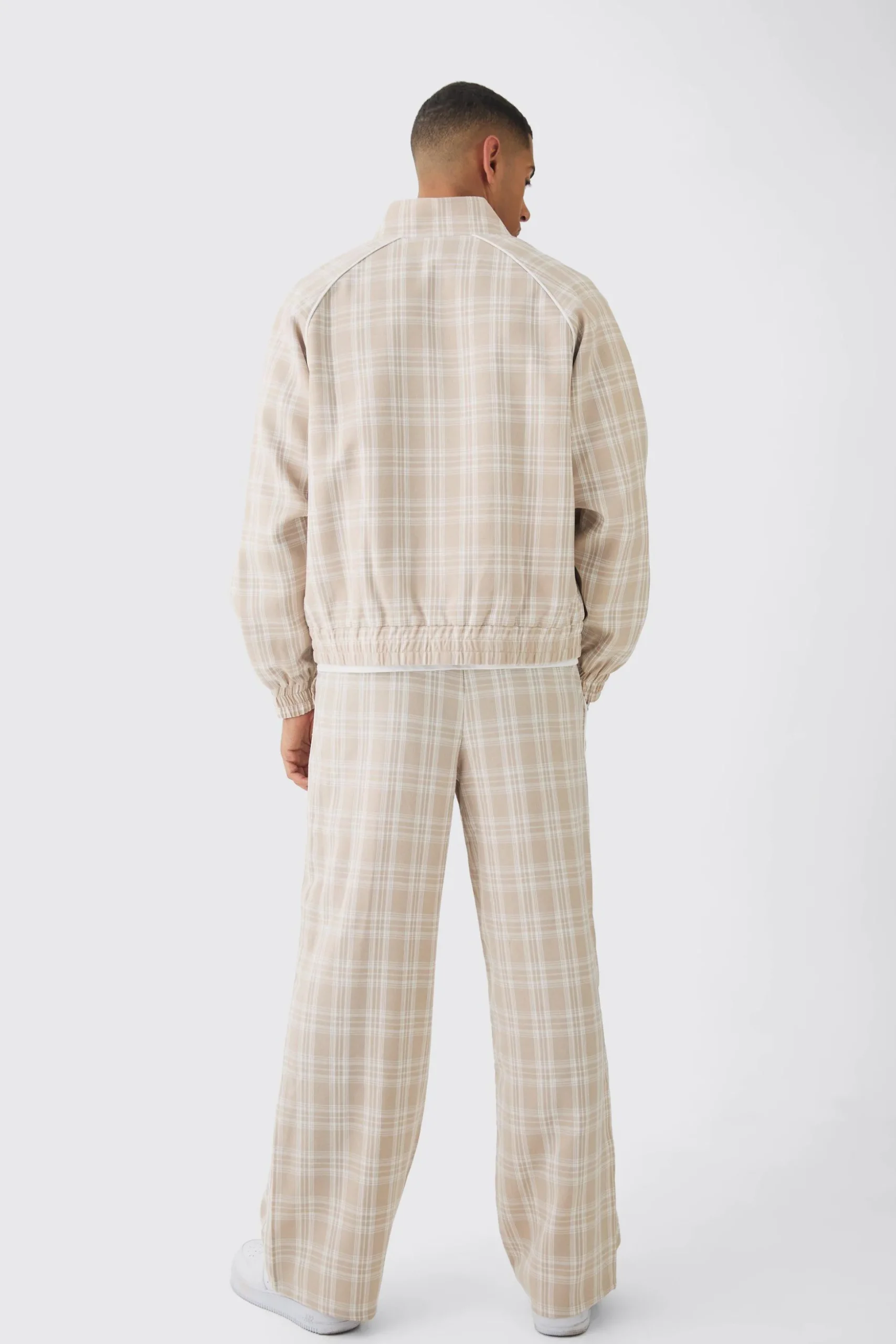 Oversized Boxy Checked Funnel Neck Tracktop | BoohooMAN UK