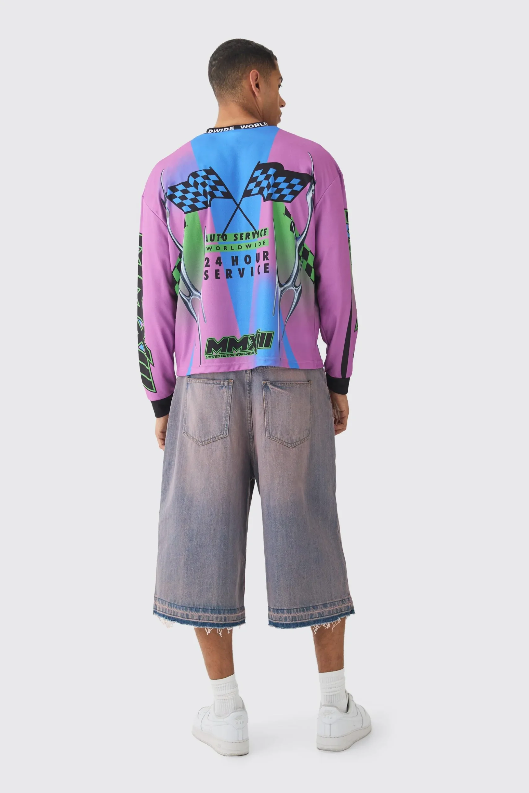 Oversized Boxy Closed Mesh Graffiti Moto Jacquard Neck T-shirt | BoohooMAN UK