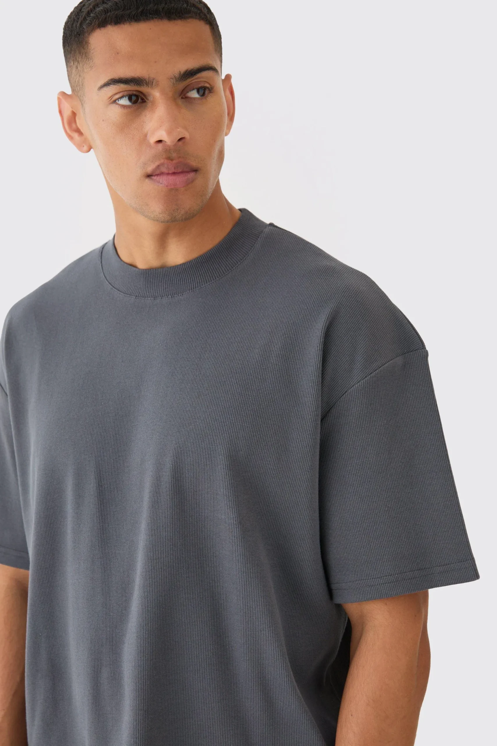 Oversized Boxy Extended Neck Heavyweight Ribbed T-shirt | BoohooMAN UK