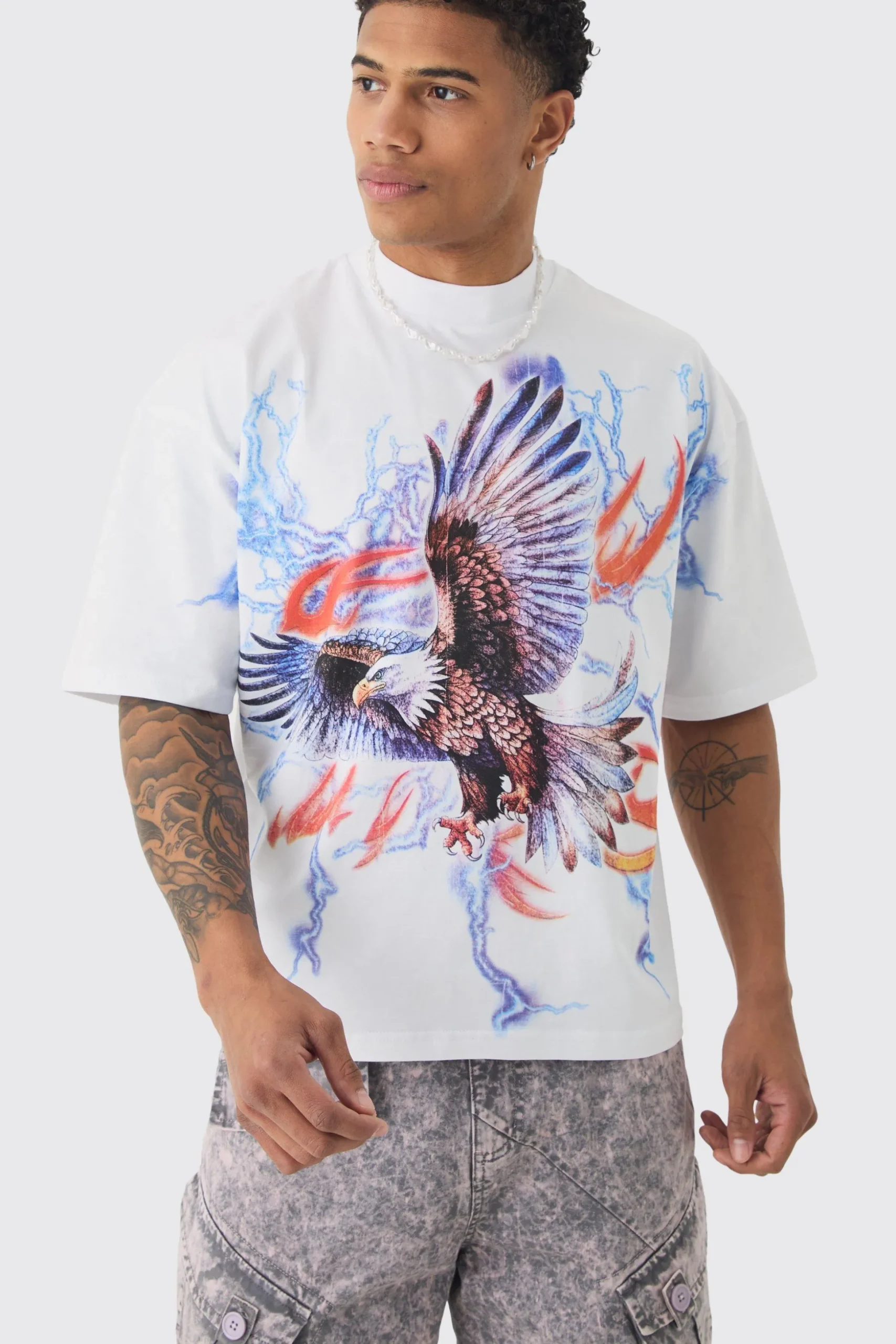 Oversized Boxy Extended Neck Extreme Lightning Eagle T-shirt | BoohooMAN UK
