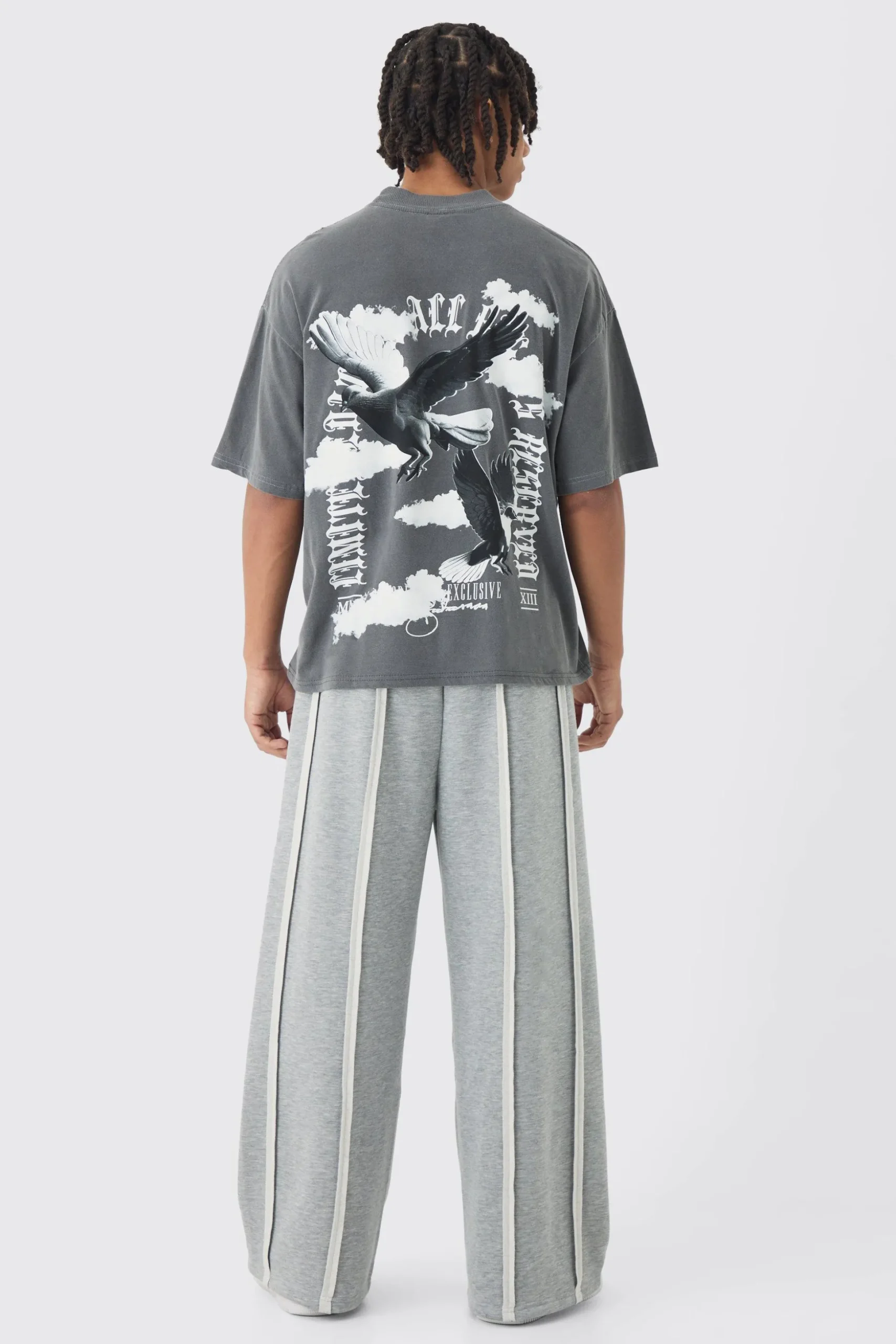 Oversized Boxy Extended Neck Large Scale Wash Dove Back Print T-Shirt | BoohooMAN UK