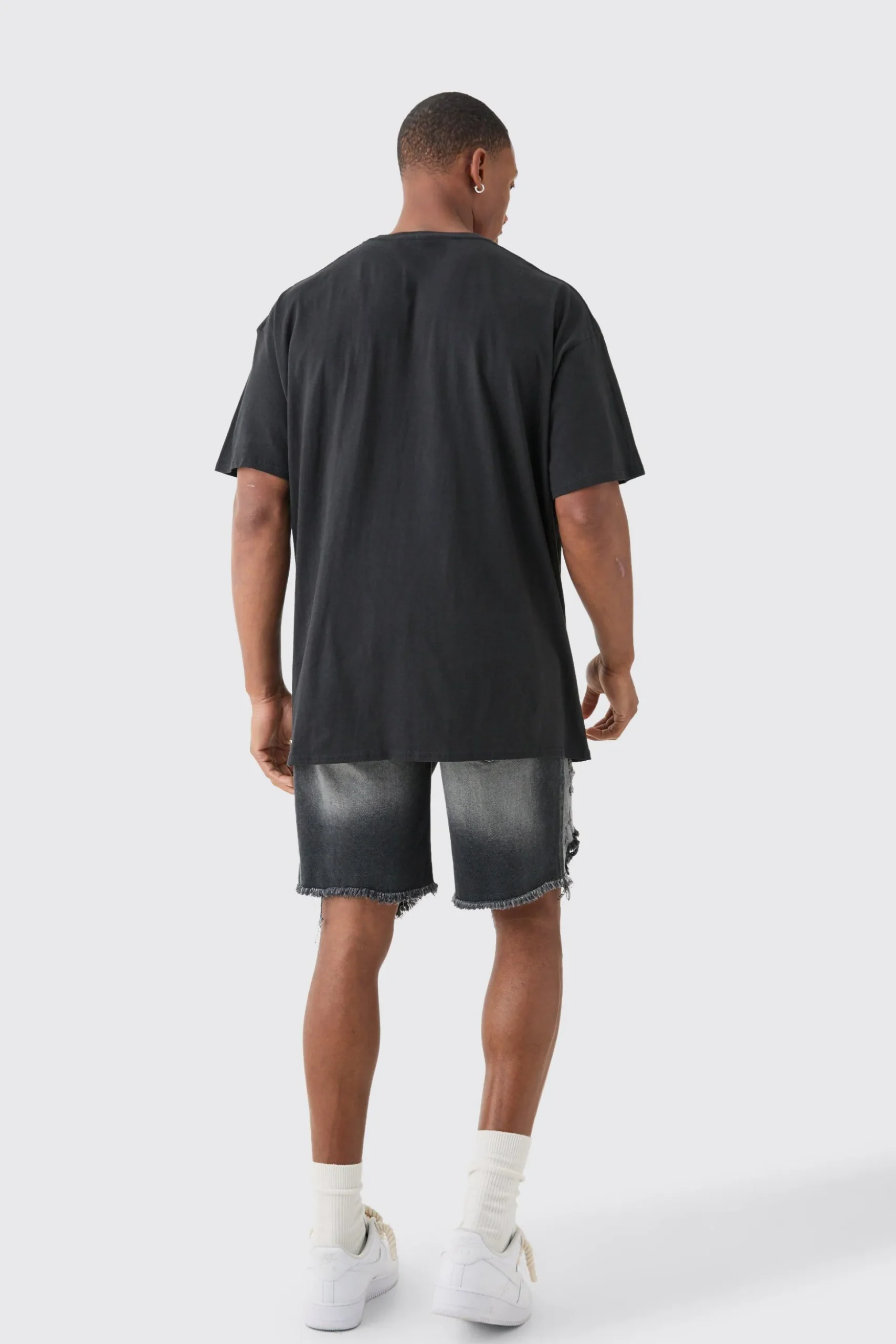 Oversized Boxy Fall Out Boy Band License T-shirt | BoohooMAN UK