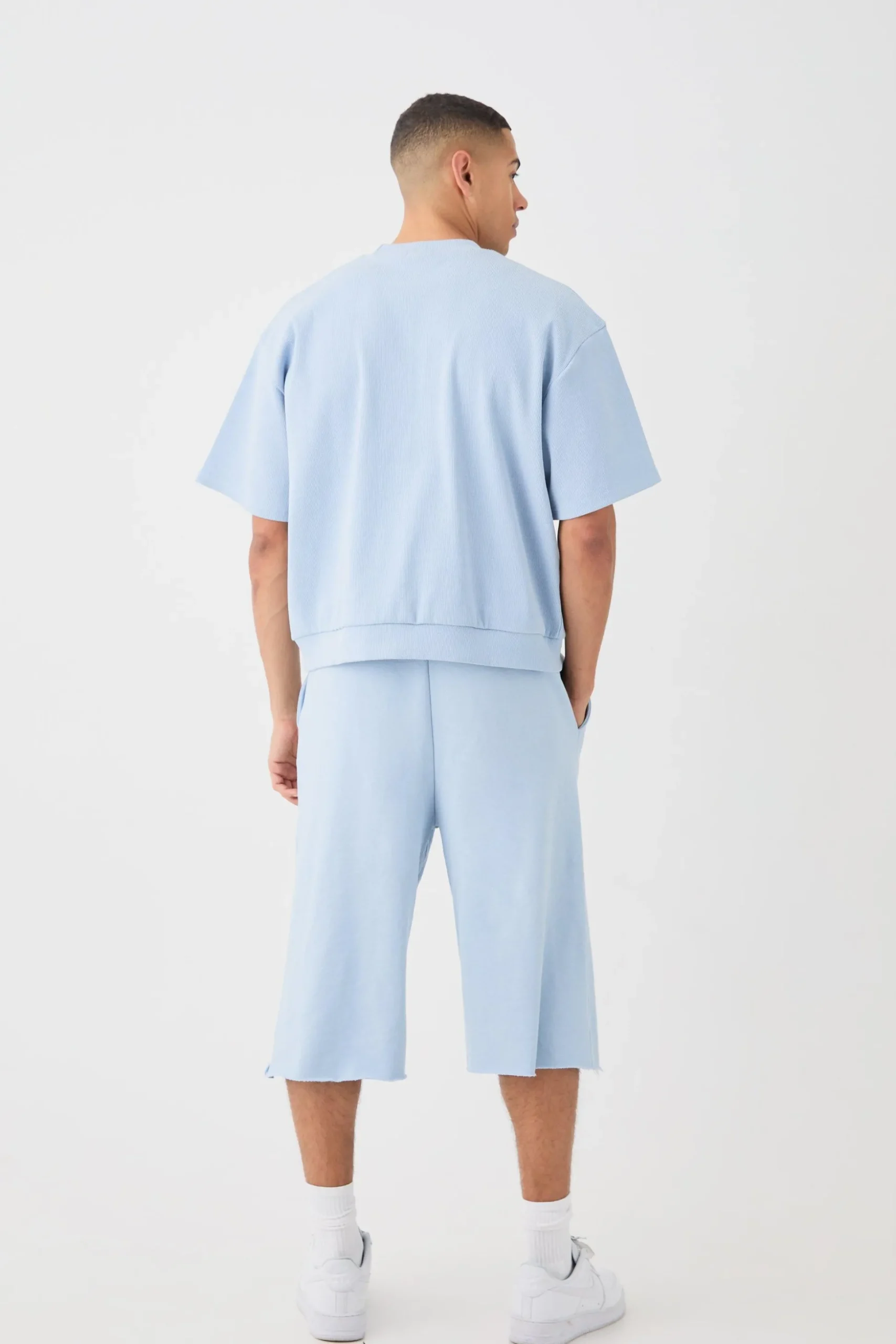 Oversized Boxy Heavyweight Ribbed Short Sleeve Sweatshirt | BoohooMAN UK