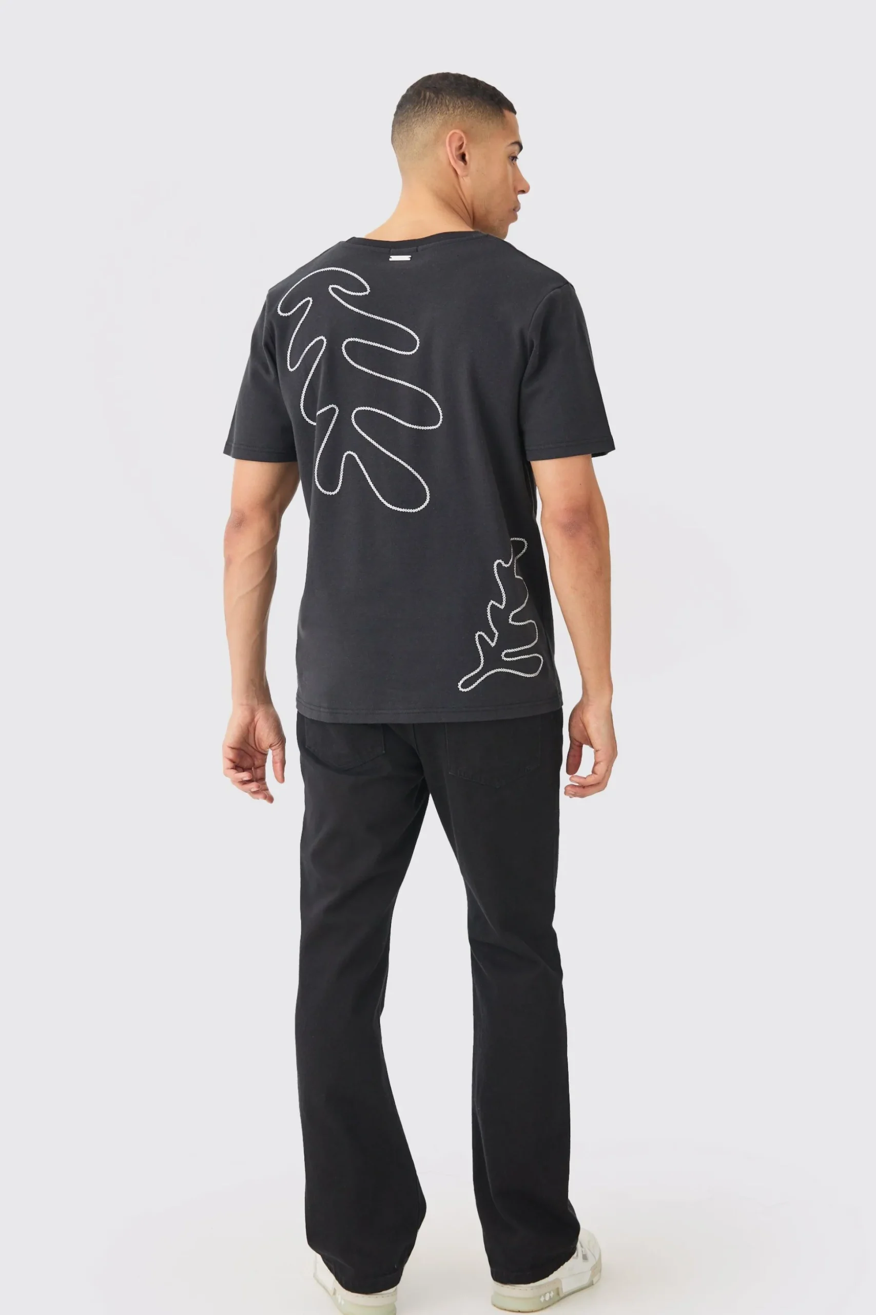Oversized Boxy Heavyweight Embroidered Puff Print T-shirt | BoohooMAN UK