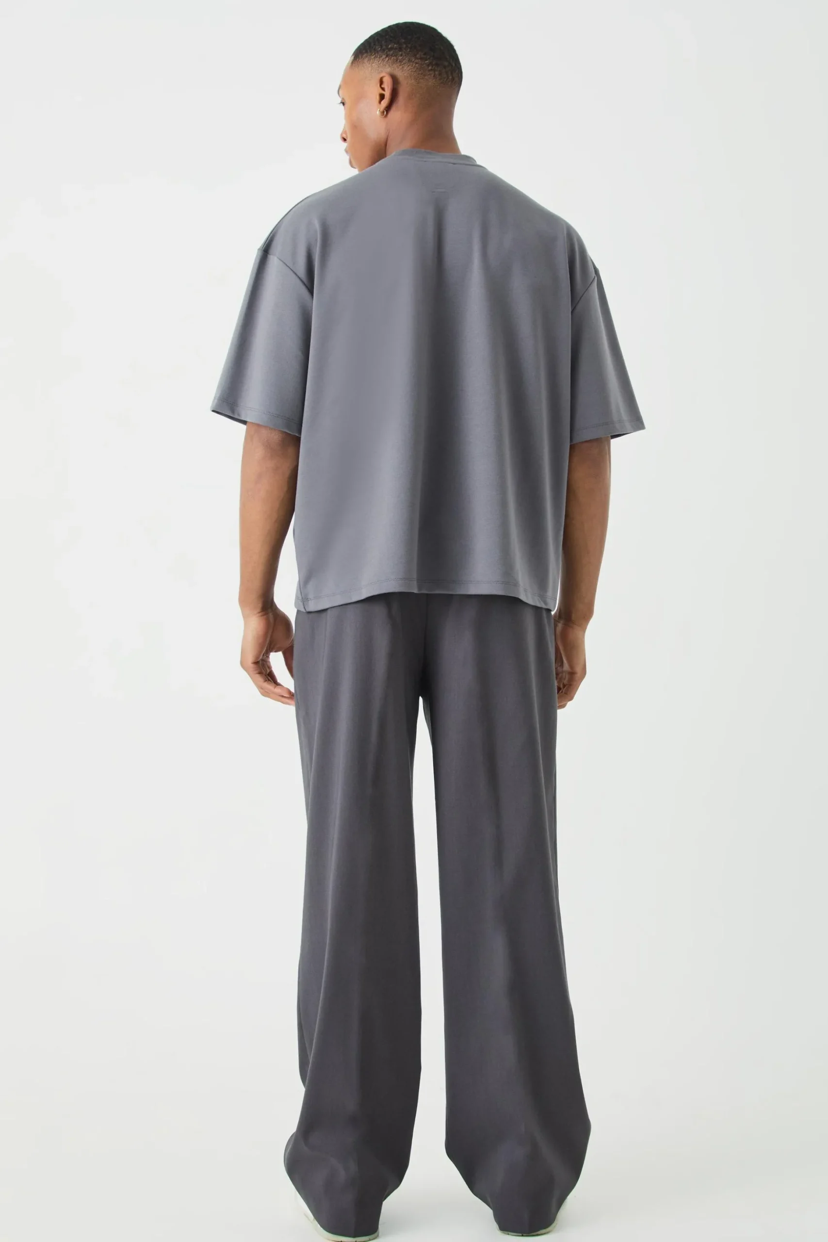 Oversized Boxy Premium Super Heavyweight T-shirt | BoohooMAN UK