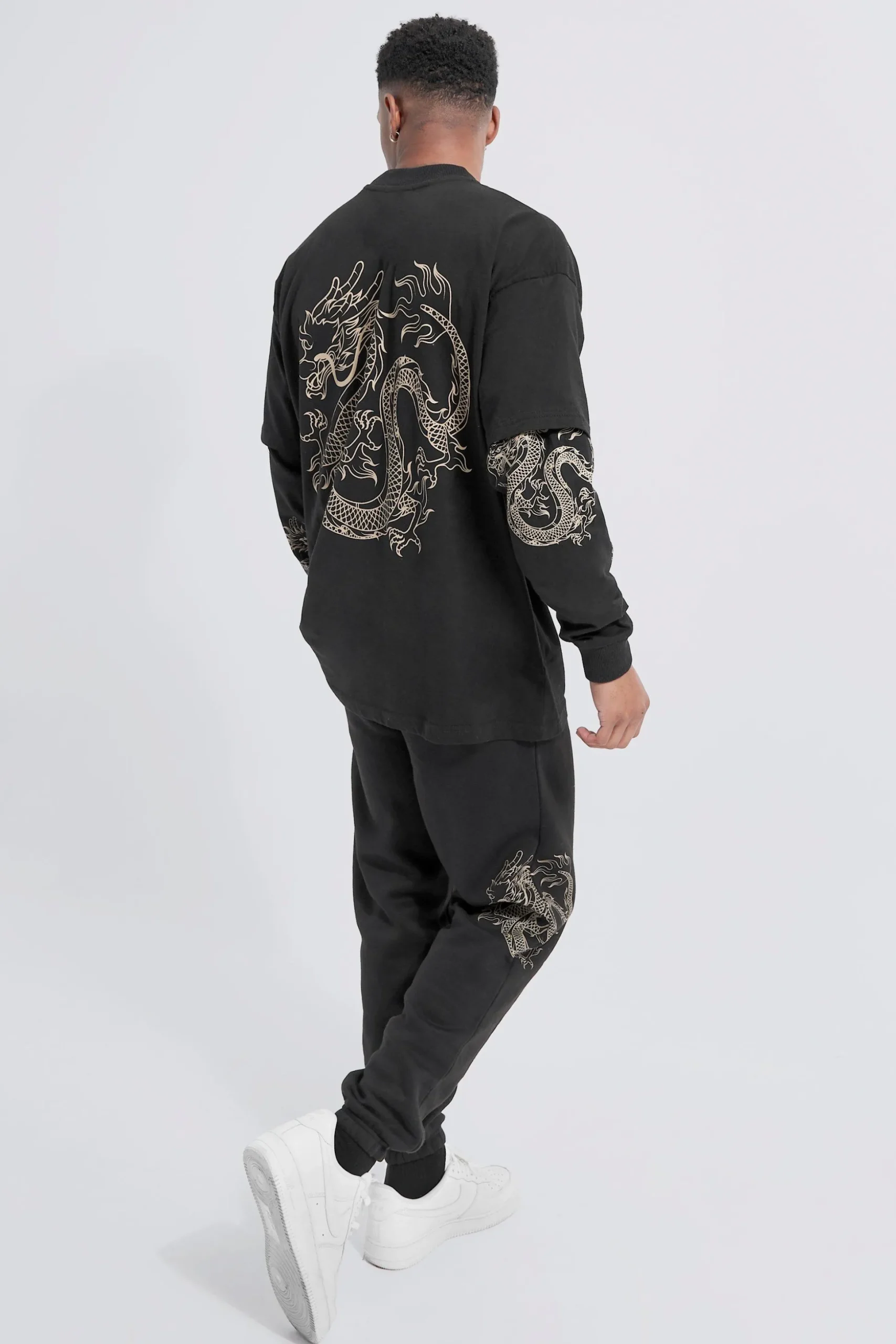Oversized Dragon Faux Layer T-shirt Tracksuit | BoohooMAN UK