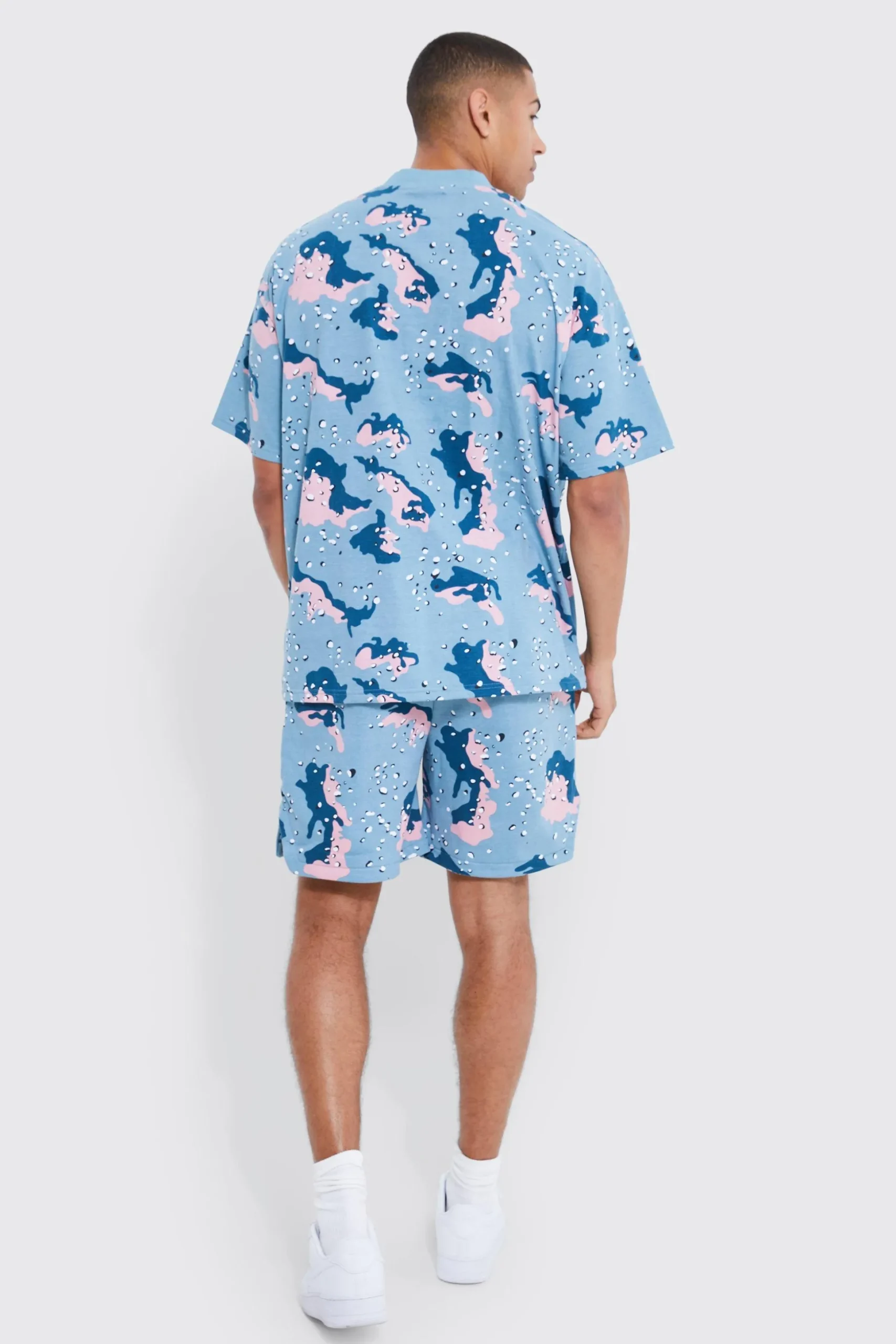 Oversized Extended Neck Camouflage T-shirt Set | BoohooMAN UK