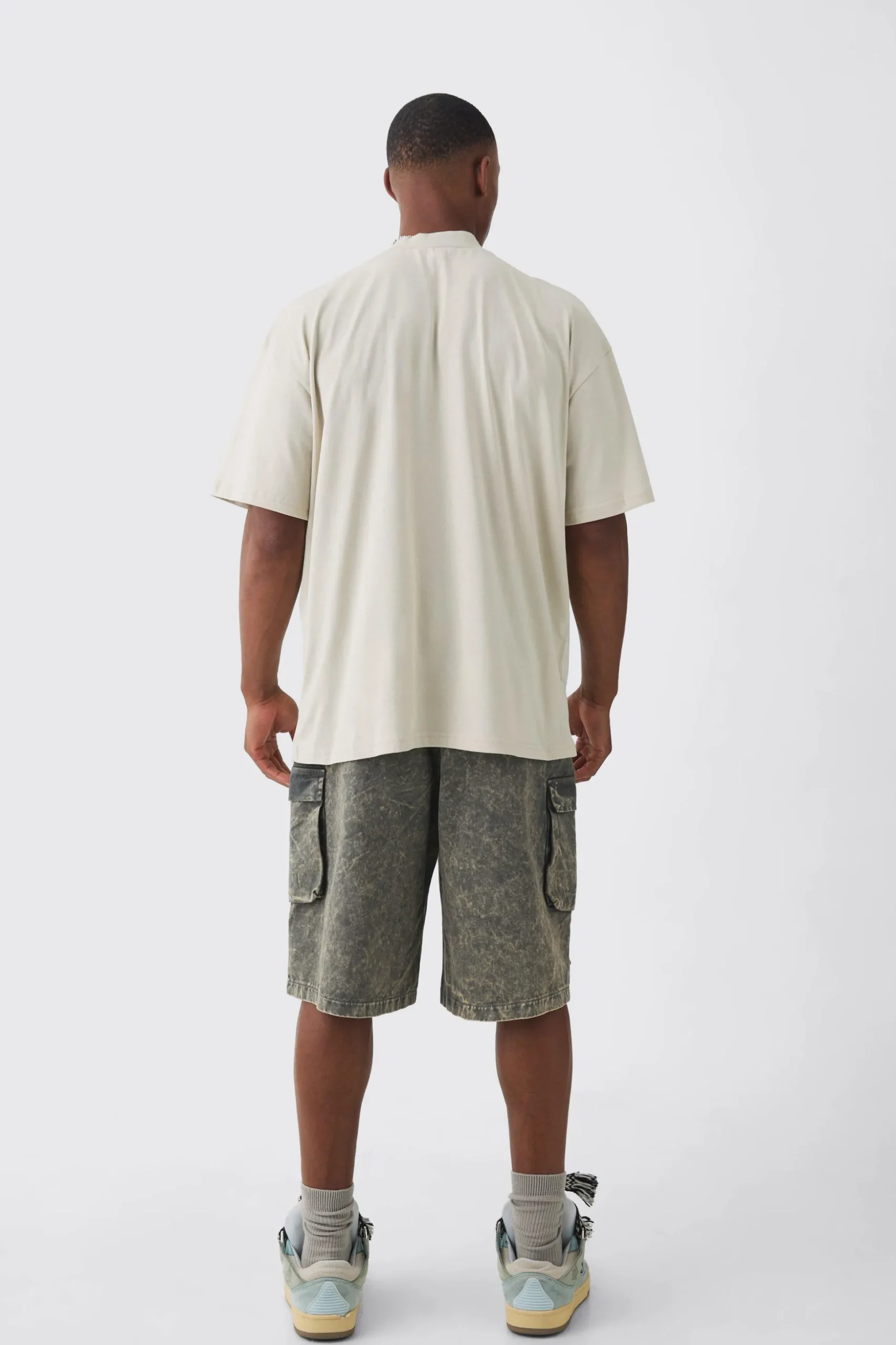 Oversized Extended Neck Extreme Skull Graphic T-shirt | BoohooMAN UK