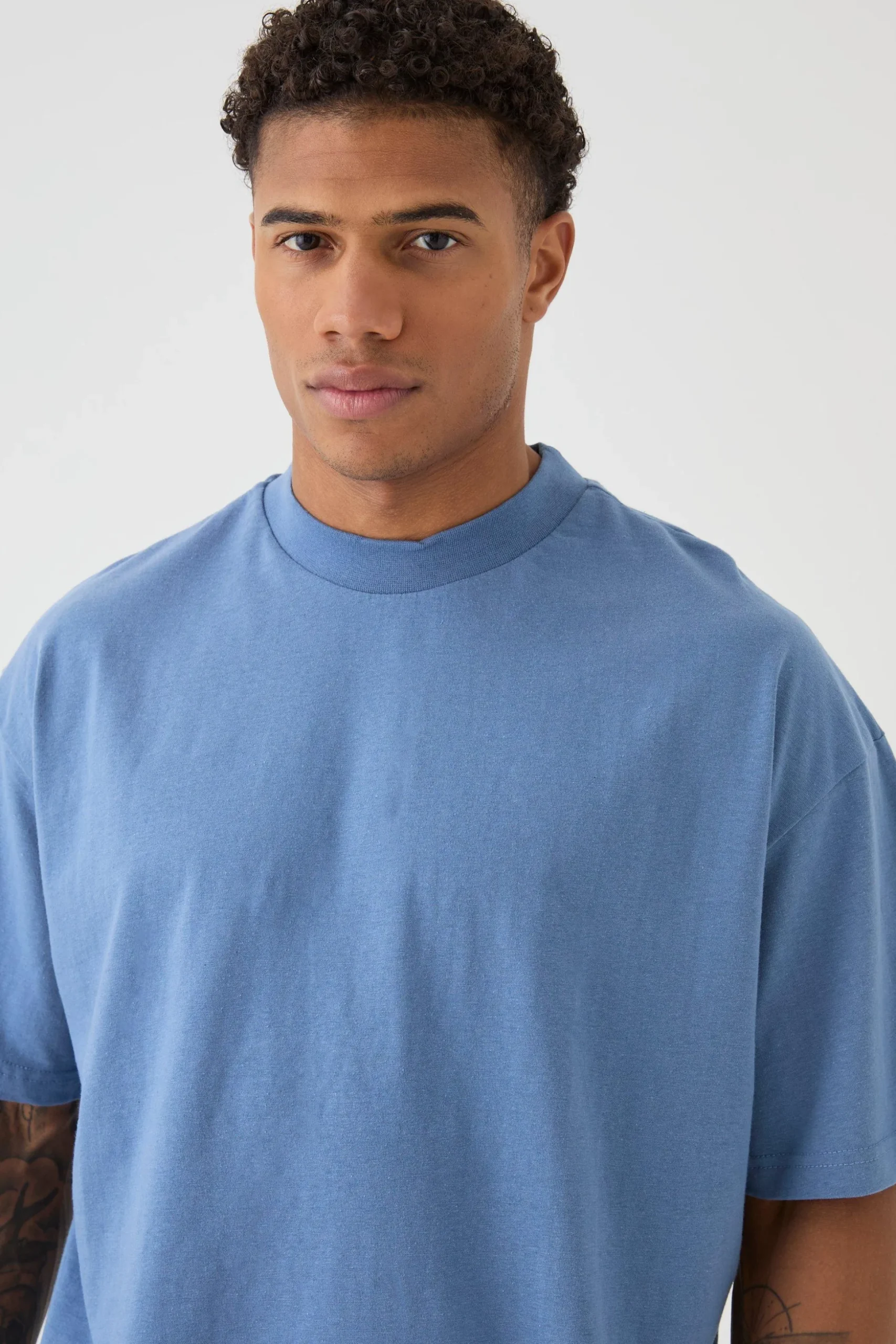 Oversized Extended Neck Heavy T-shirt | BoohooMAN UK
