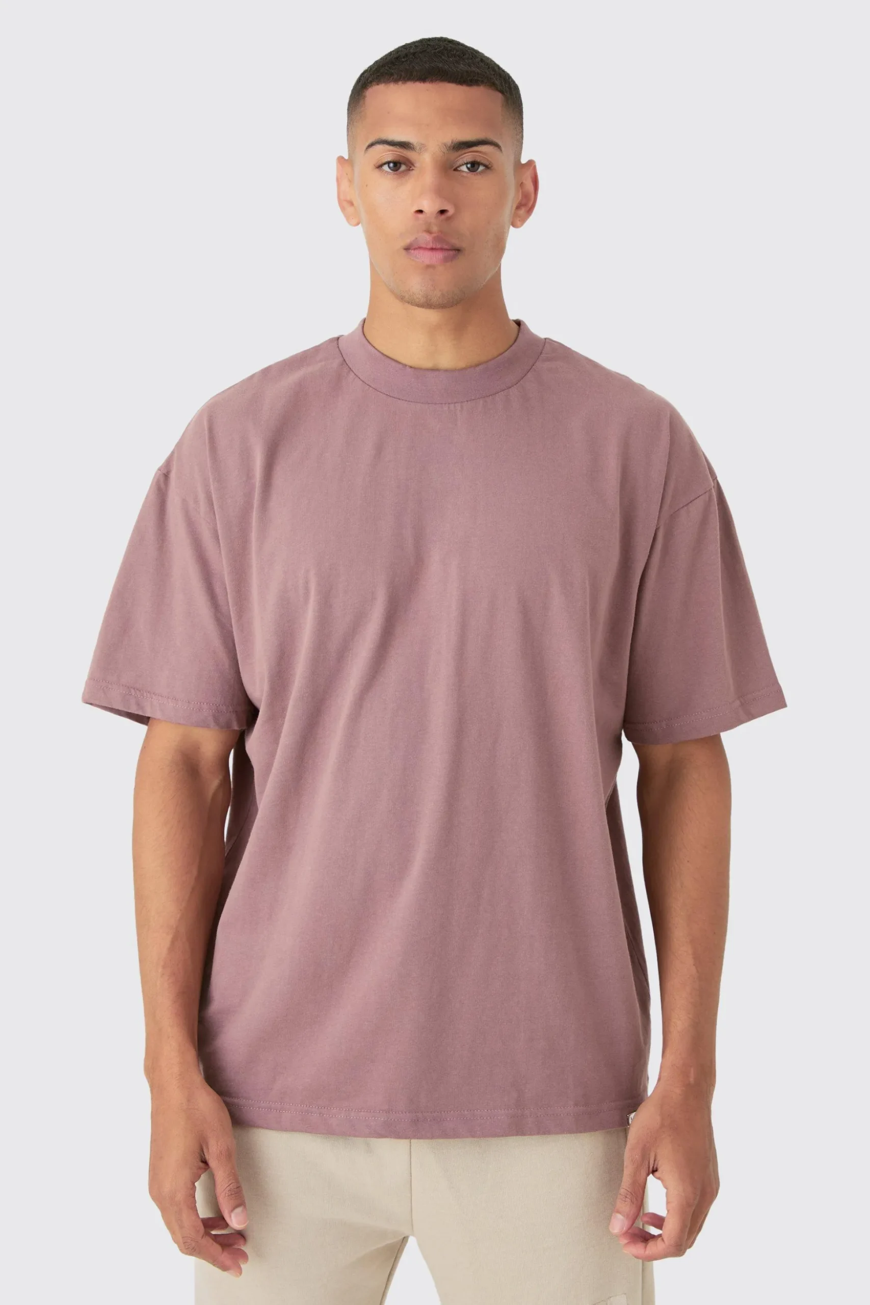 Oversized Extended Neck Heavyweight T-shirt | BoohooMAN UK