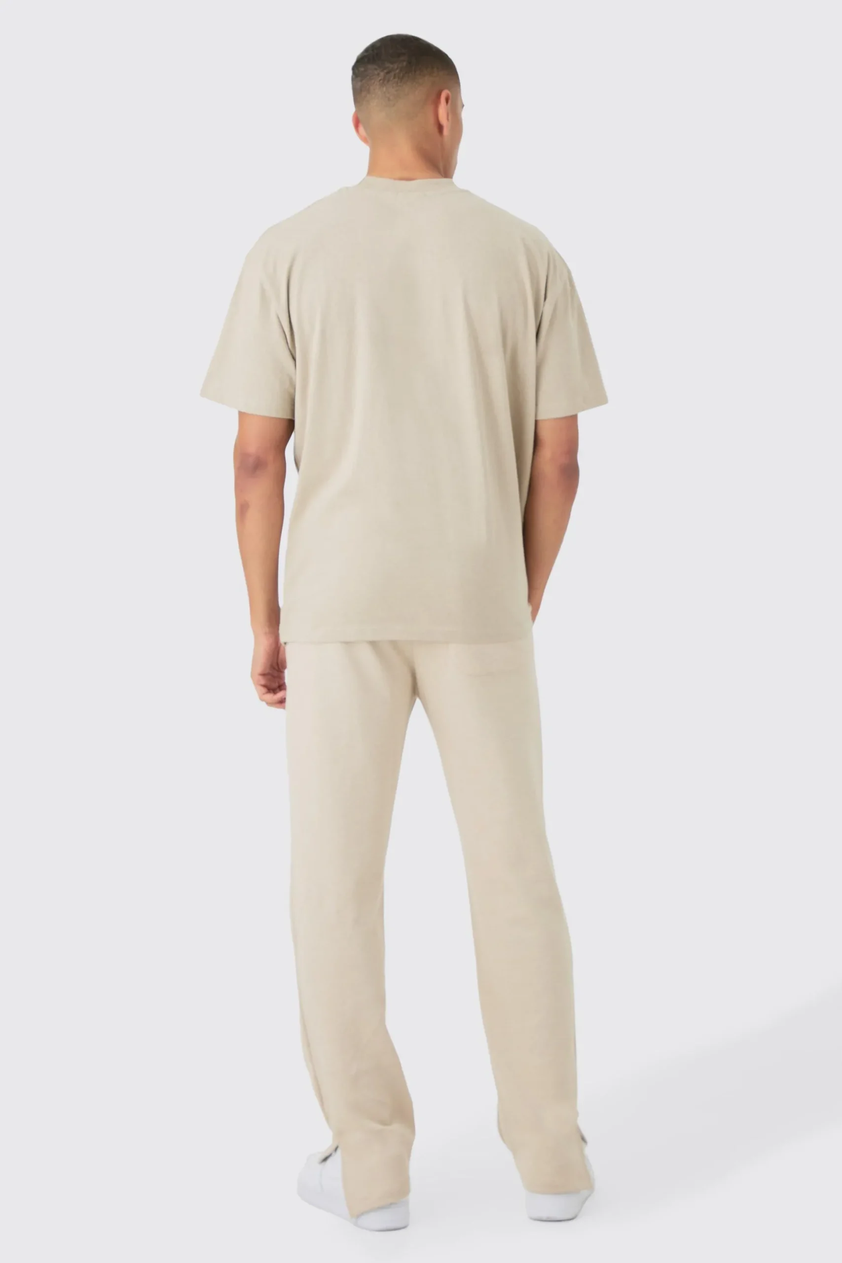 Oversized Extended Neck Heavyweight T-shirt | BoohooMAN UK
