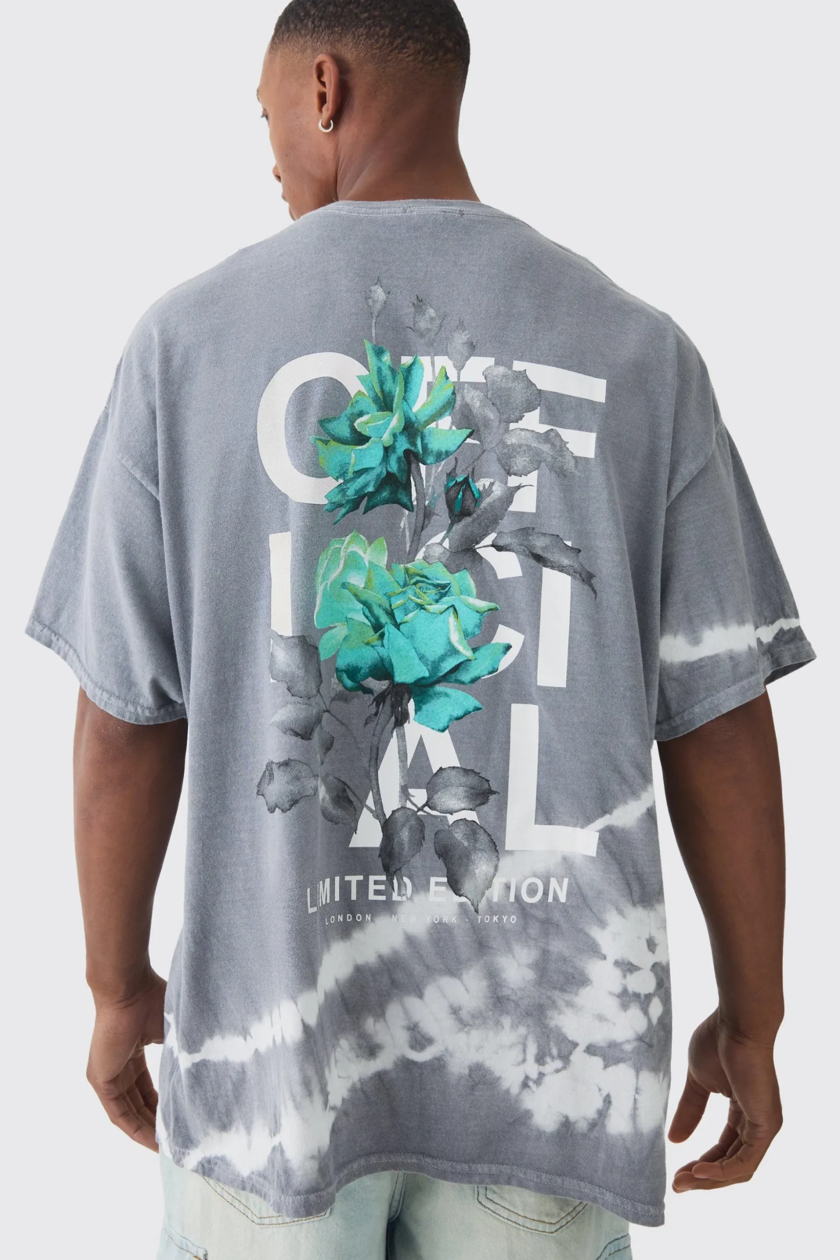Oversized Floral Print Acid Wash T-shirt | BoohooMAN UK