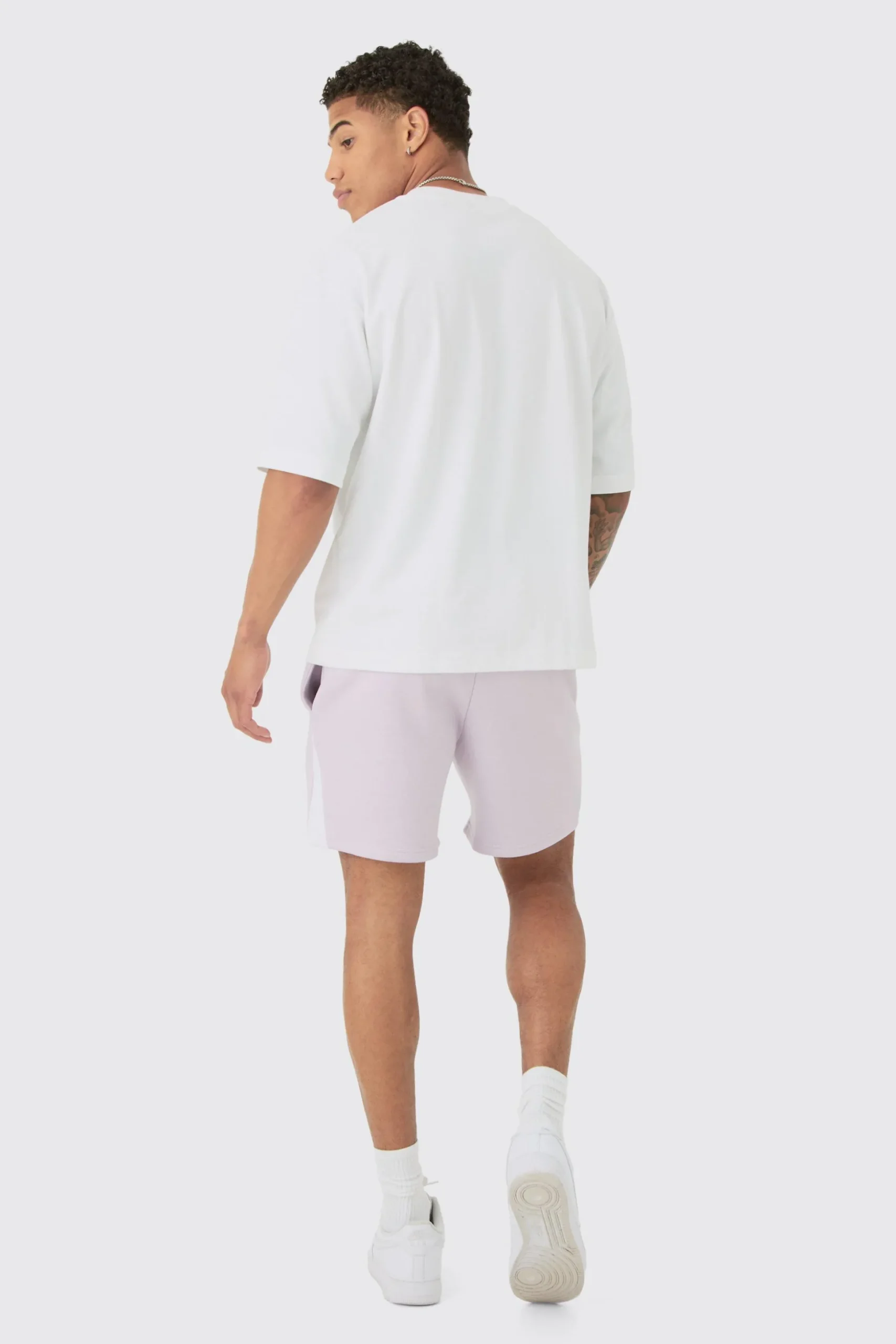 Oversized Graffiti Paint Splatter Shorts | BoohooMAN UK