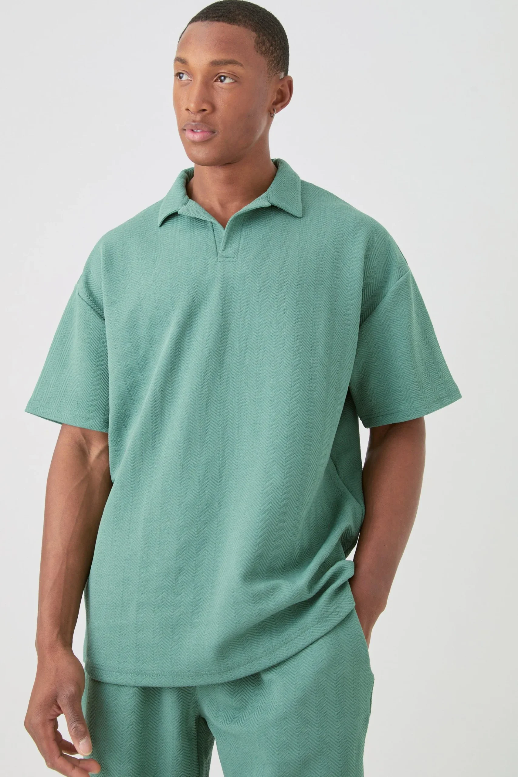 Oversized Herringbone Polo And Short Set | BoohooMAN UK