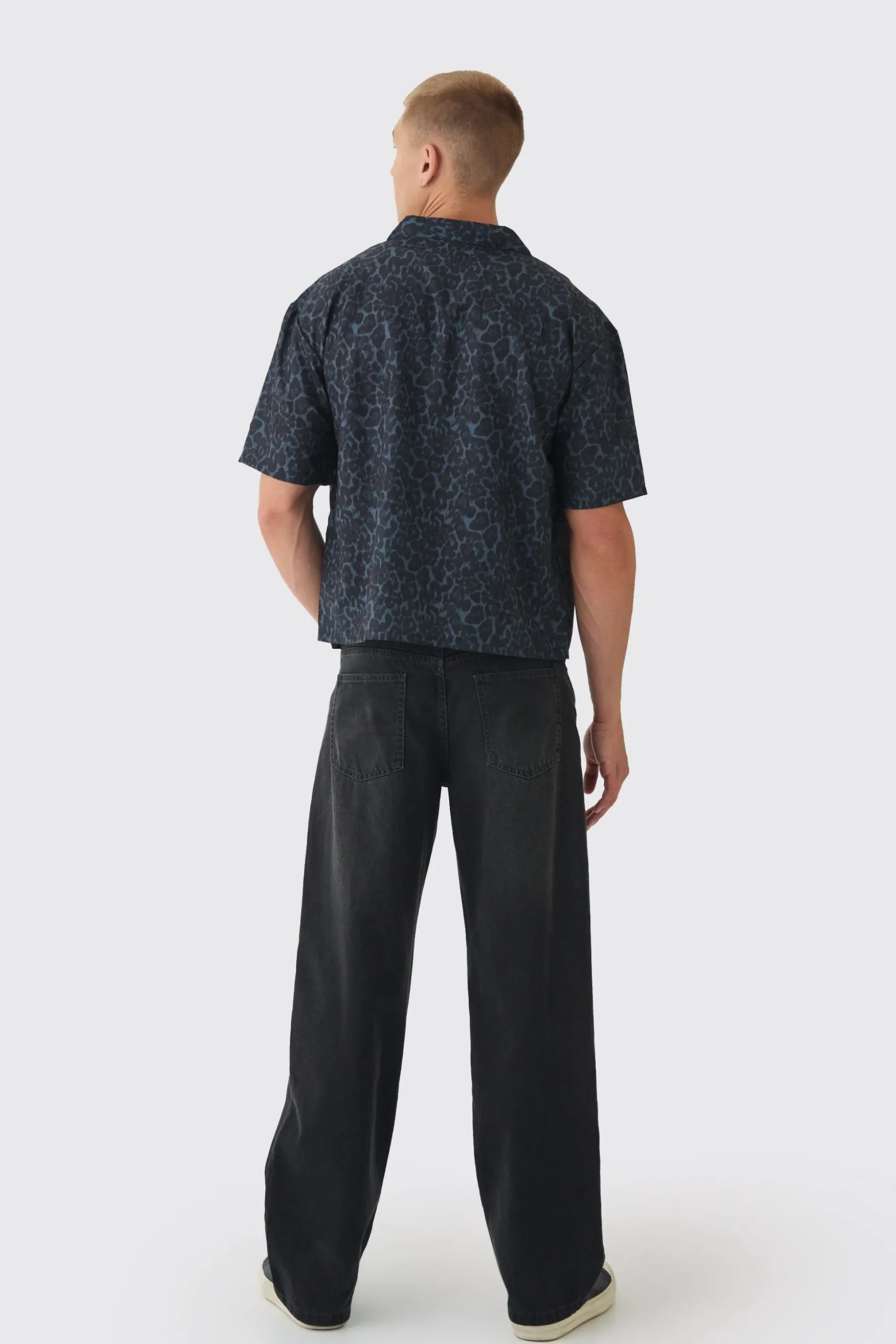 Oversized Leopard Print Revere Boxy Shirt | BoohooMAN UK