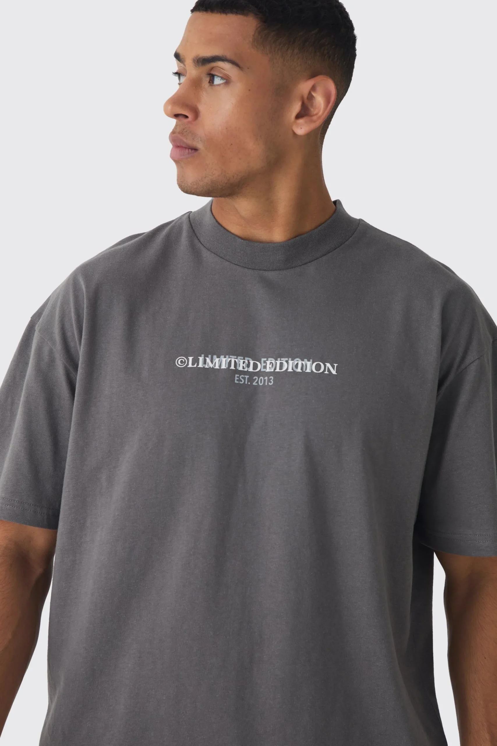 Oversized Limited Edition Heavyweight T-shirt | BoohooMAN UK