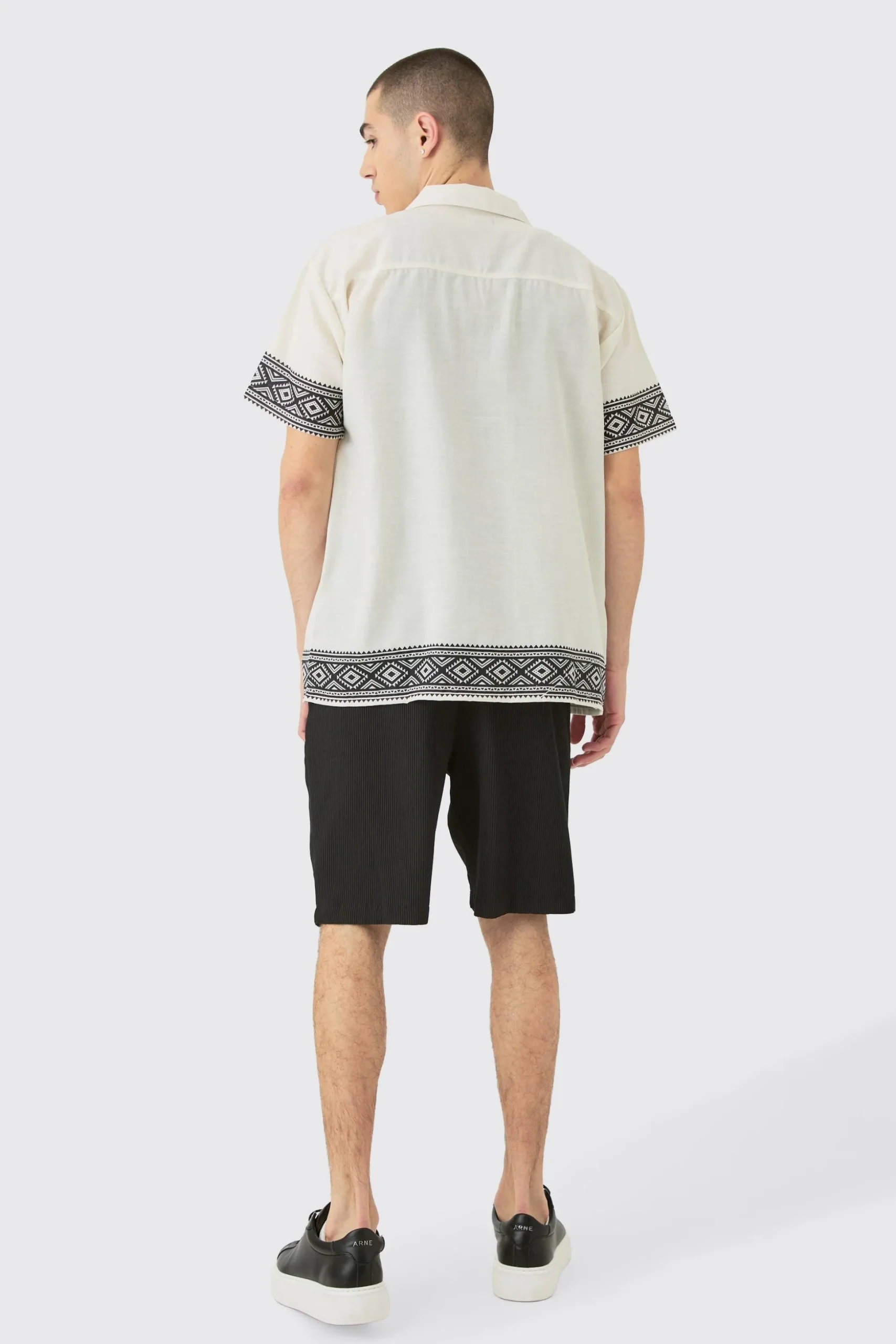 Oversized Linen Look Aztec Border Shirt | BoohooMAN UK