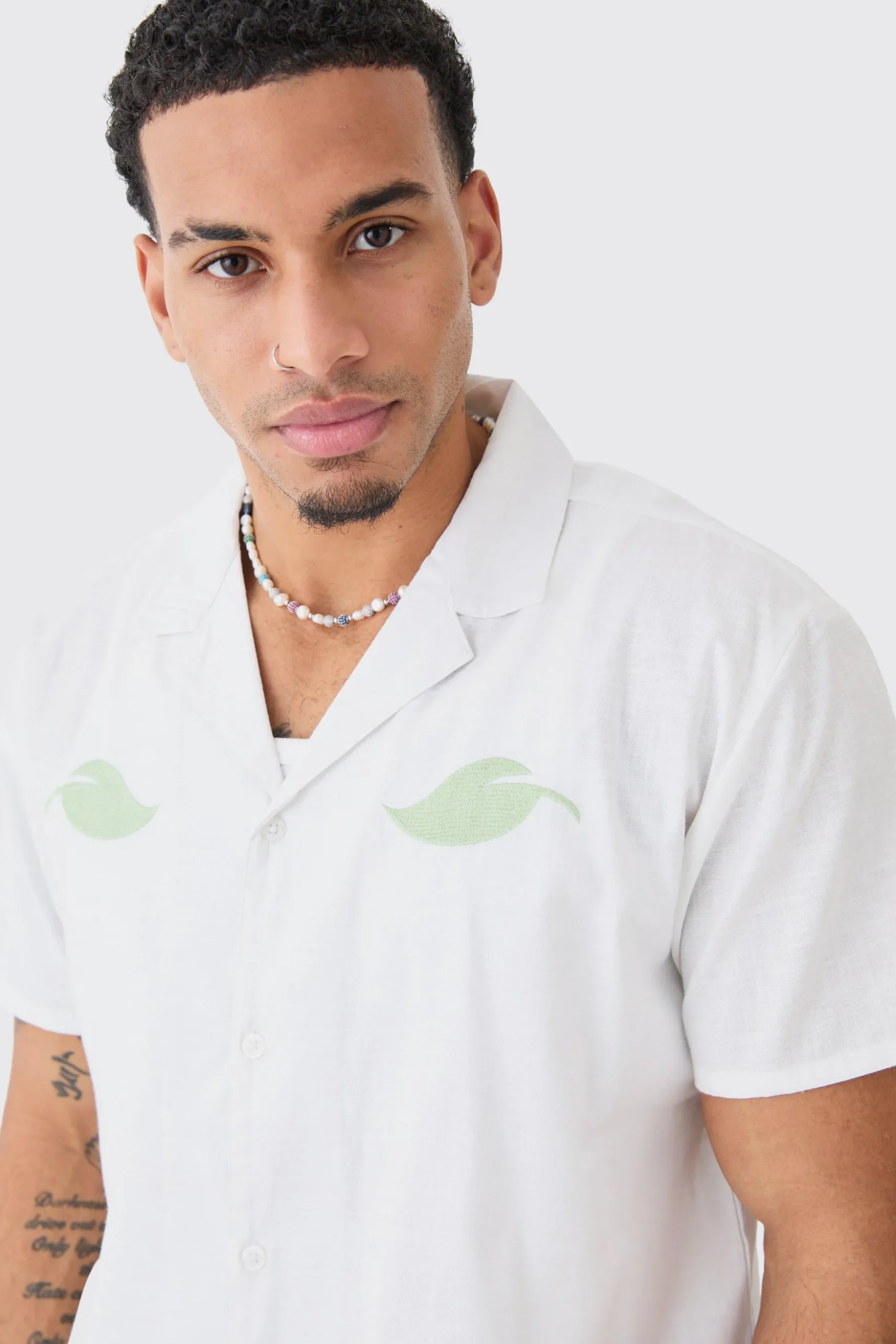 Oversized Linen Look Leaf Embroidered Shirt | BoohooMAN UK