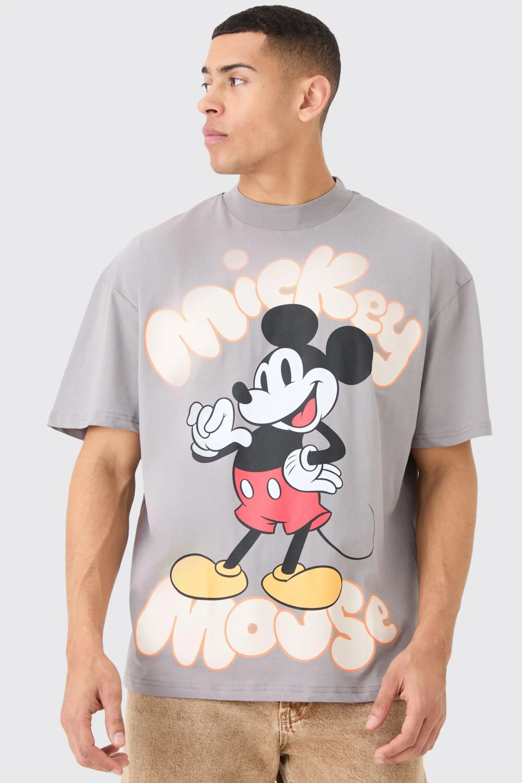 Oversized Mickey Mouse Large Scale License T-shirt | BoohooMAN UK